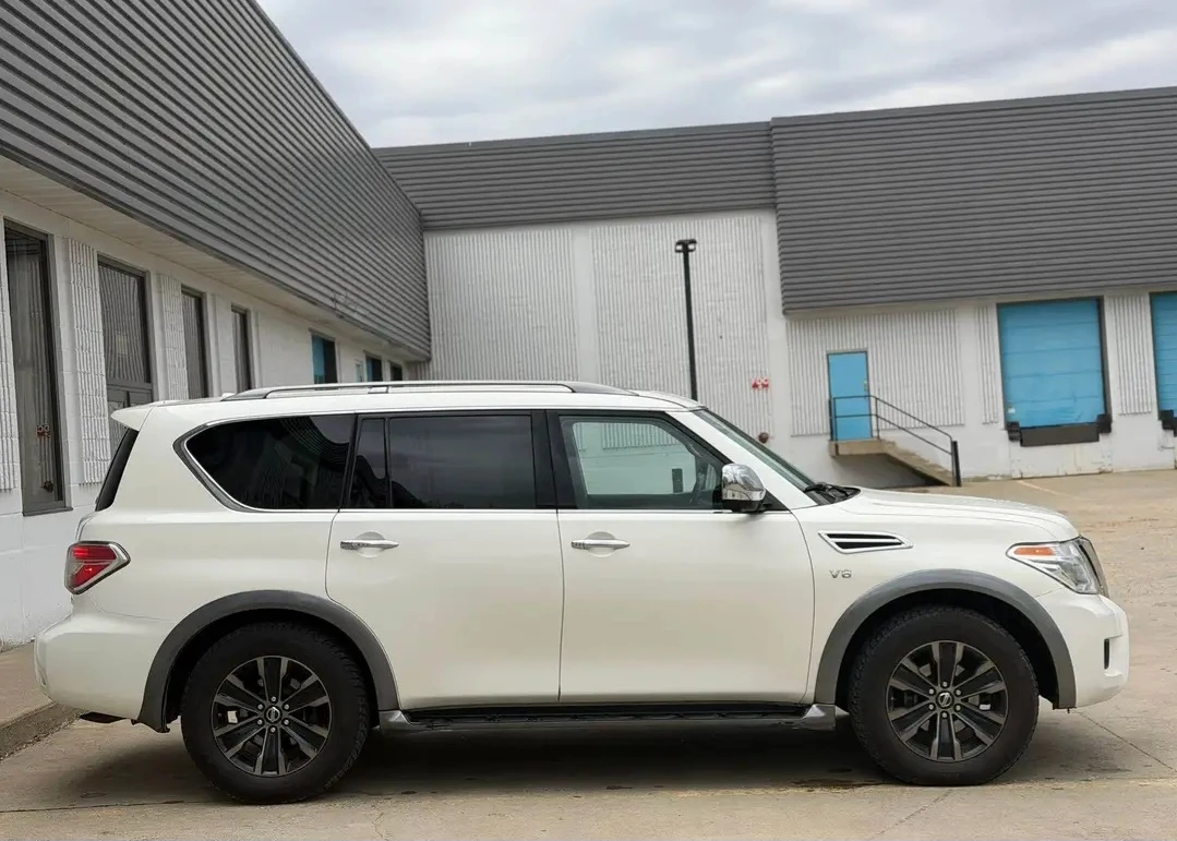 2018 Nissan ARMADA PLATINUM 4WD - 180K - photo 4