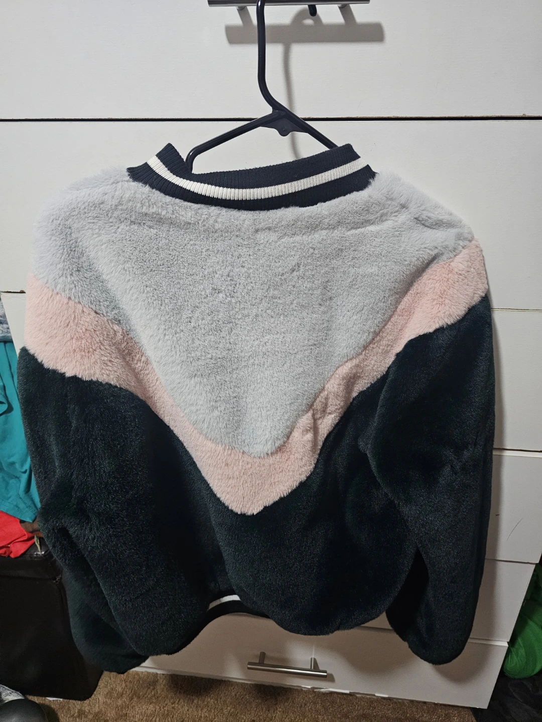 Forever 21 Faux Fur Bomber Jacket - Size M - photo 3