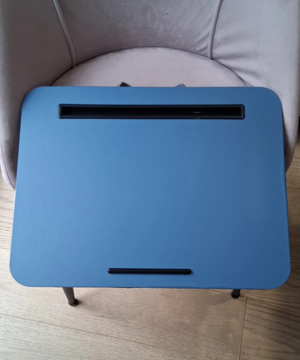 NEW Soft Cushion Lap Desk, Portable Fits Up to 16inch Laptops - photo 3