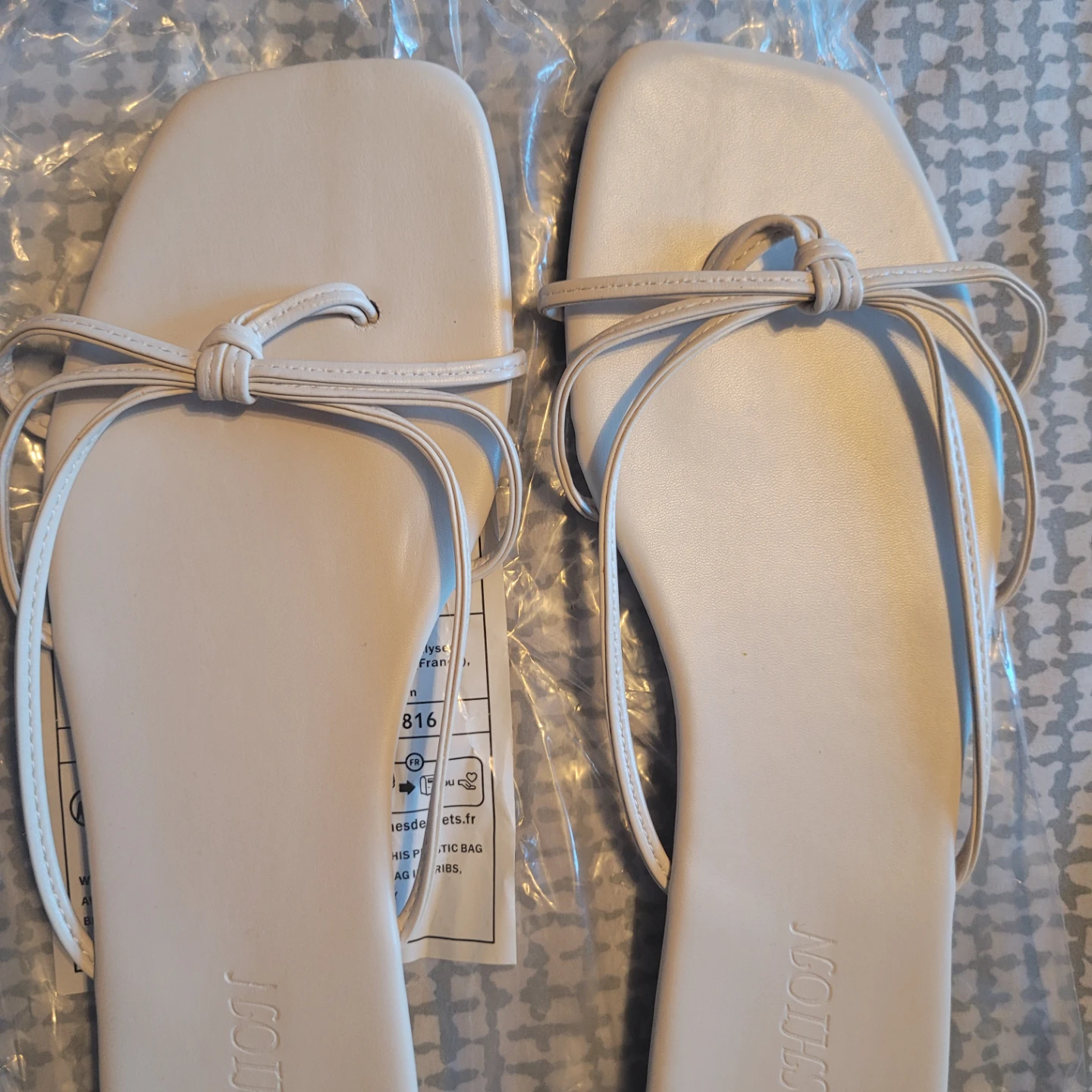 Women's Flat Sandals Size 9 - photo 3