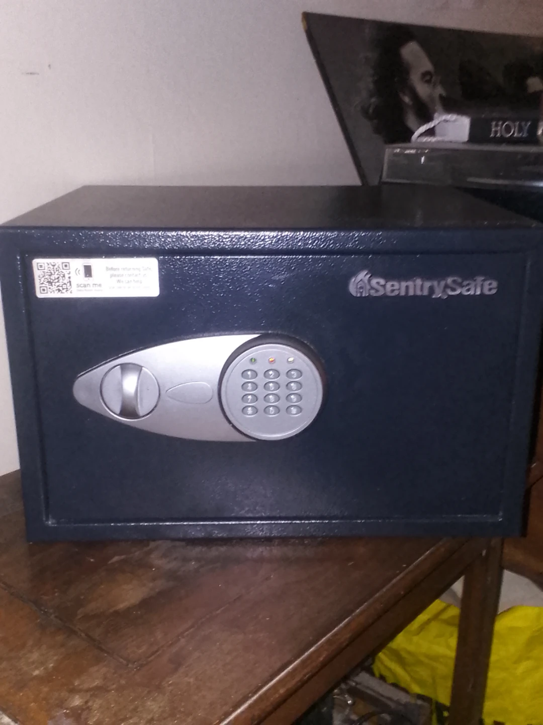 SentrySafe Digital Safe - photo 2
