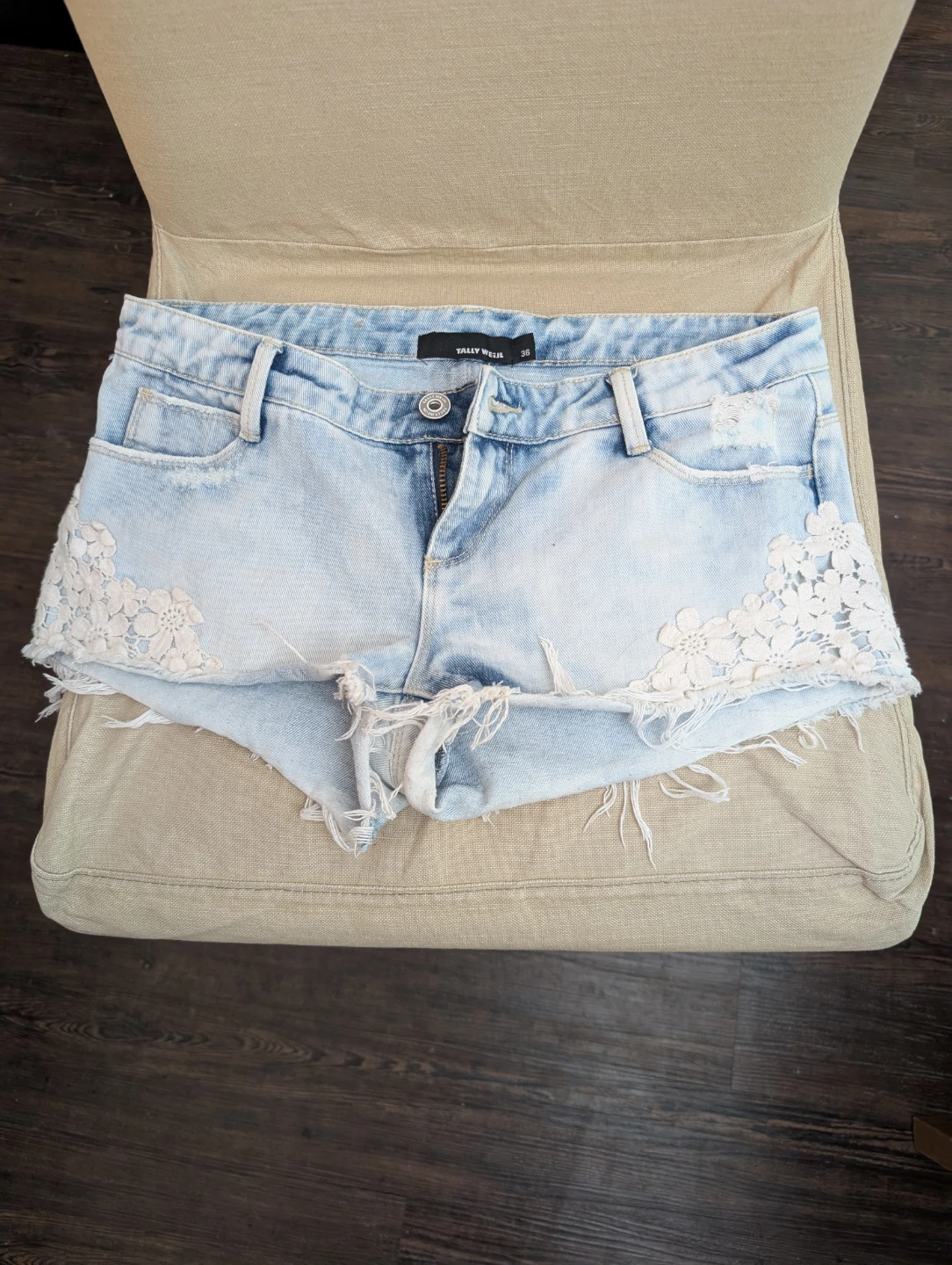 Denim Shorts with Lace Size 36 - photo 5