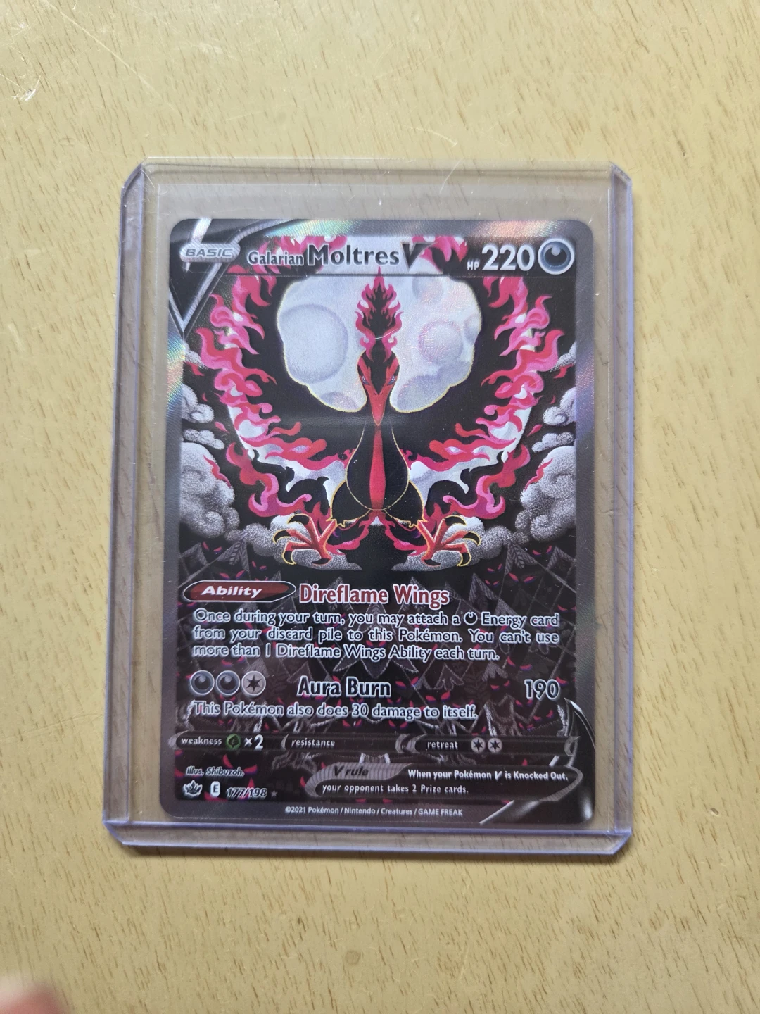 Galarian Moltres V - 177/198 - Pokemon Card