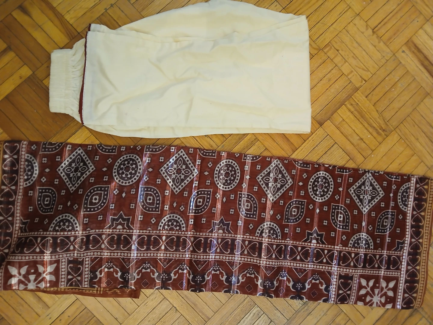 3-Piece shirt with Pants and Dupatta - Cream/Maroon - photo 2