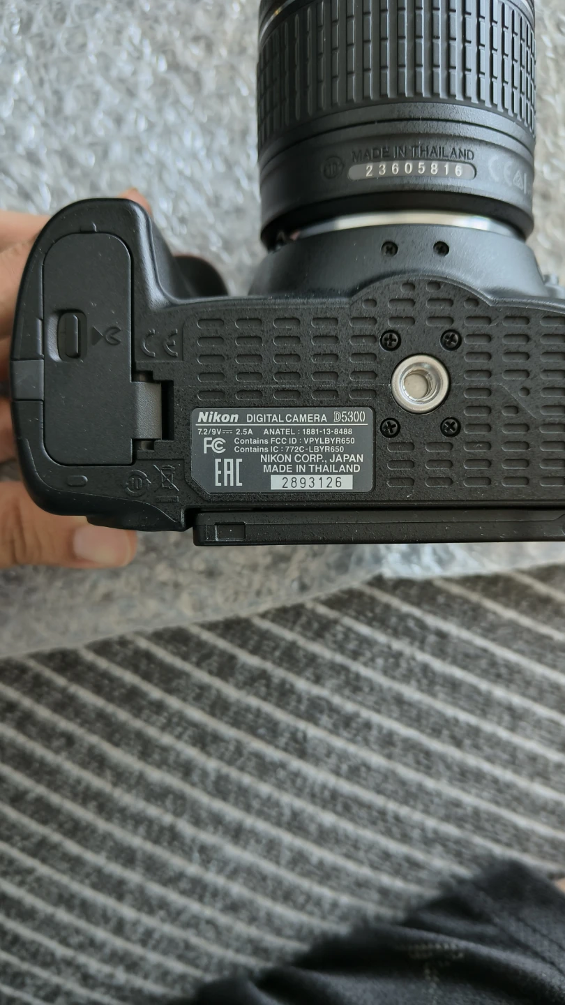 Nikon D5300 DSLR Camera with Accessories - photo 5