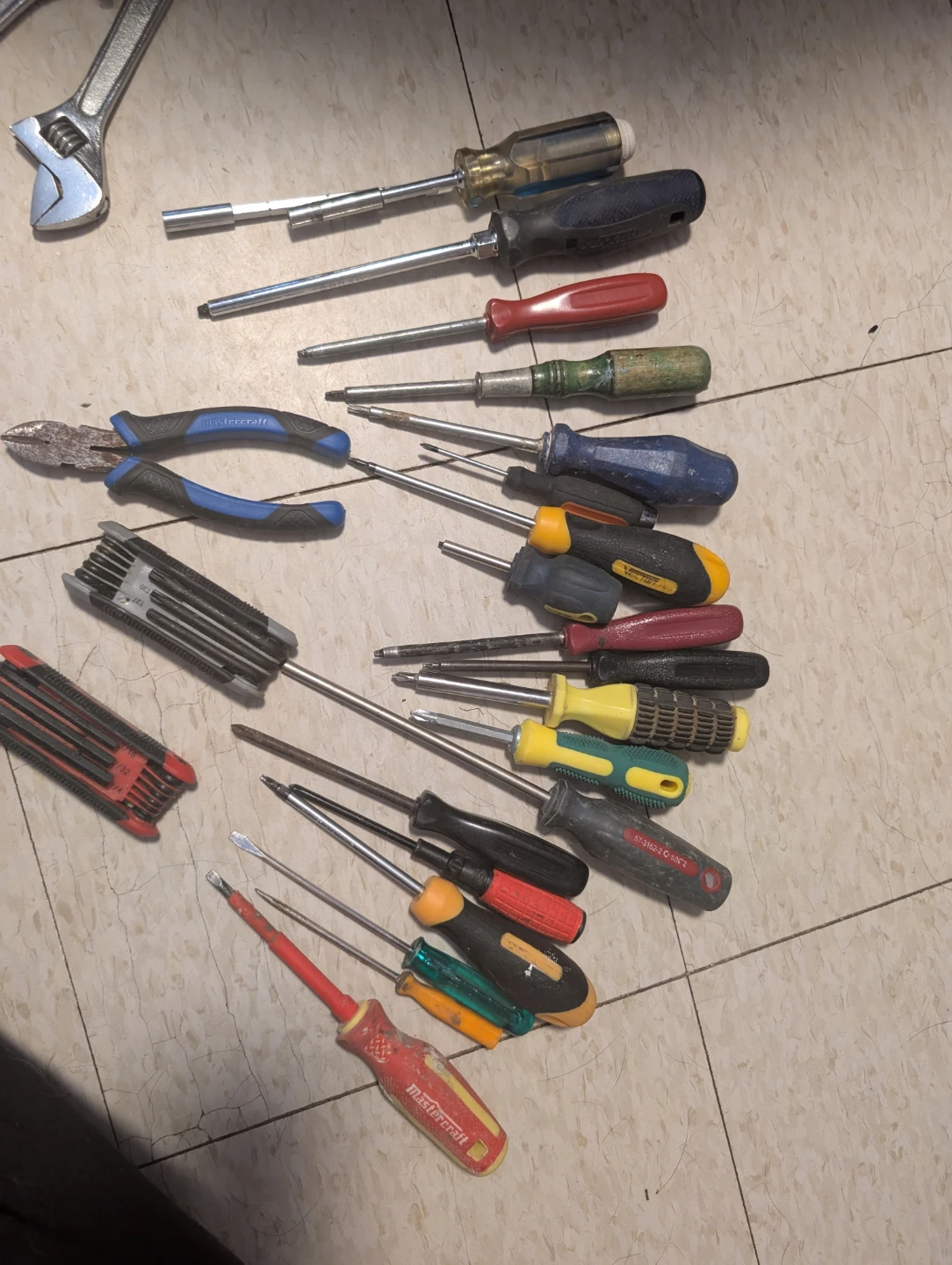 Tool's - photo 2