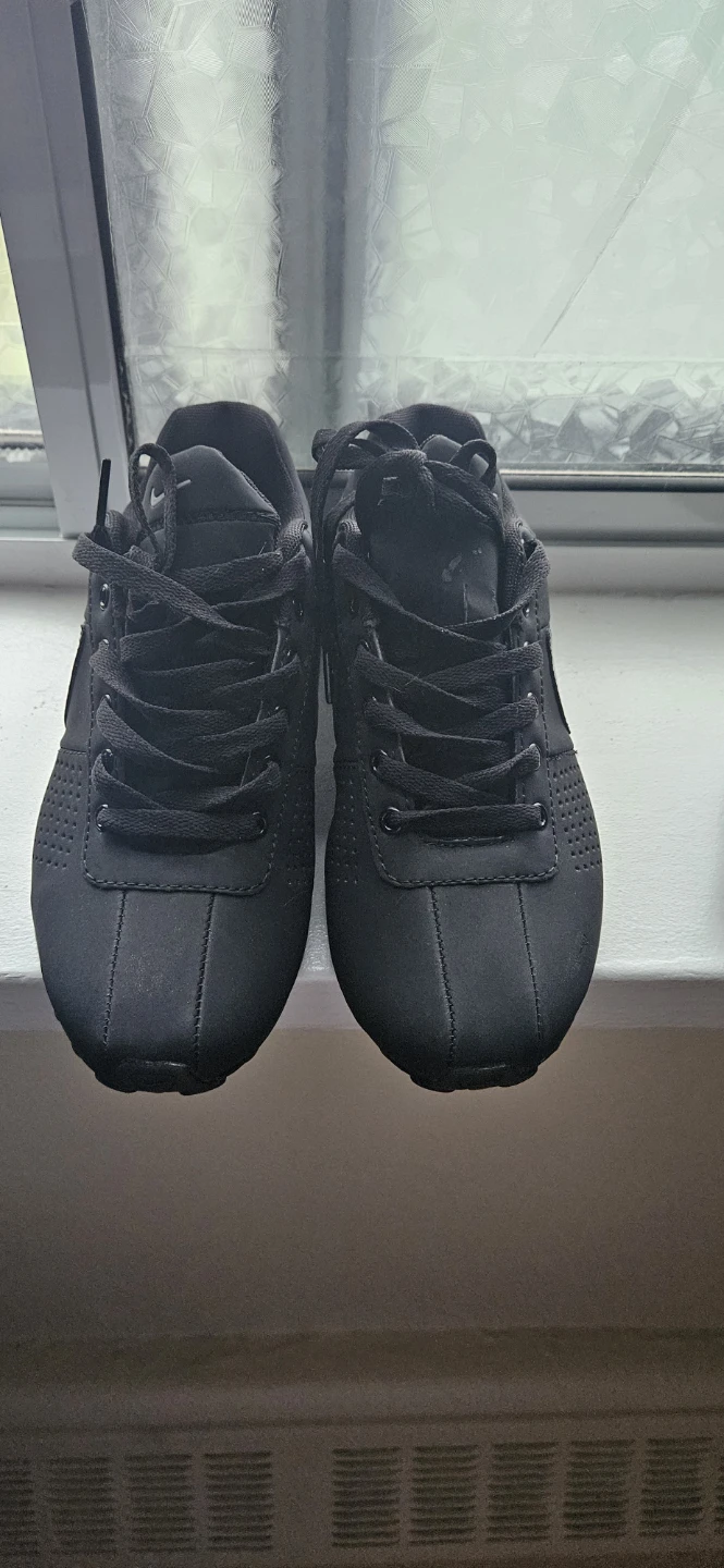 Nike Shox Running Shoes