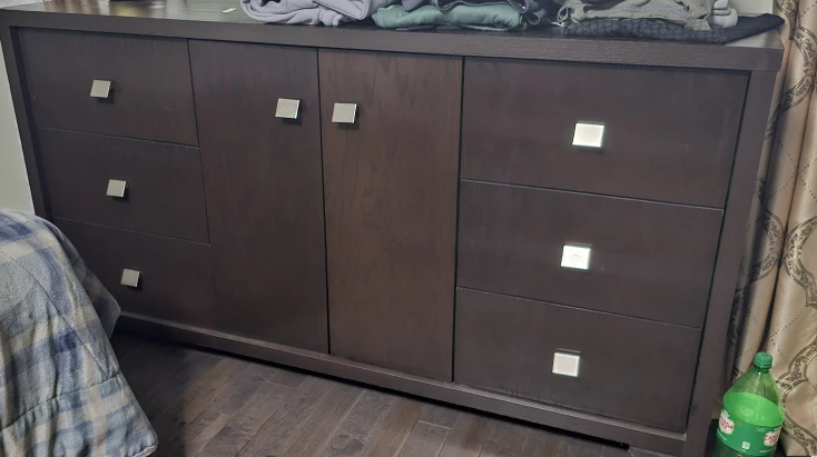 Dark Brown 5-Drawer Dresser