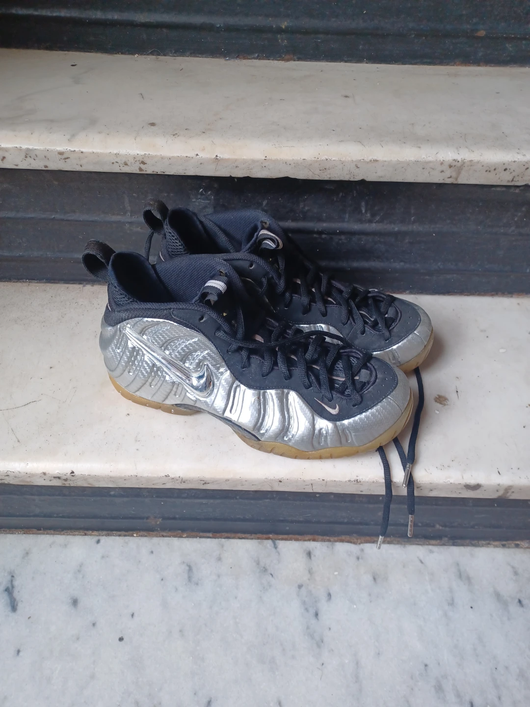 Nike Air Foamposite One "Metallic Silver" Shoes - photo 3