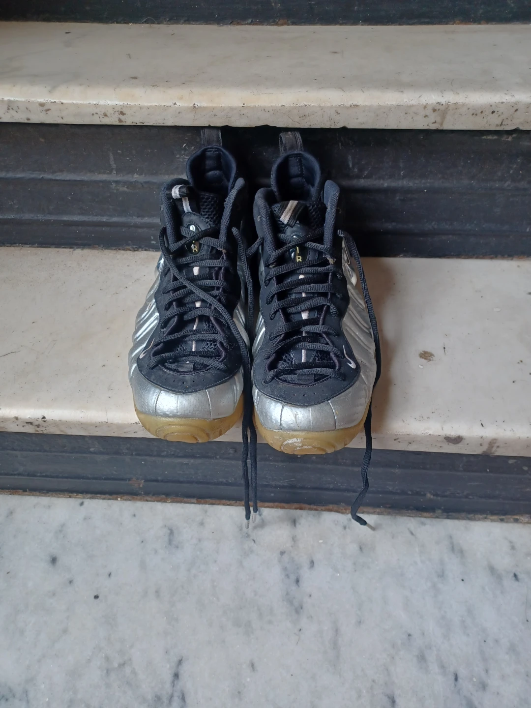 Nike Air Foamposite One "Metallic Silver" Shoes - photo 4