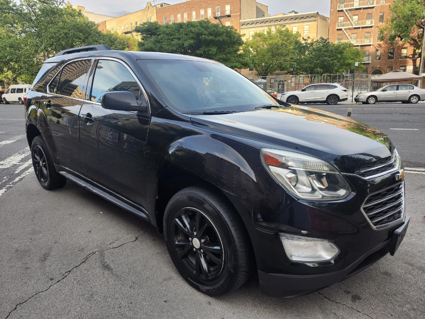 2016 Chevrolet Equinox LT - photo 3