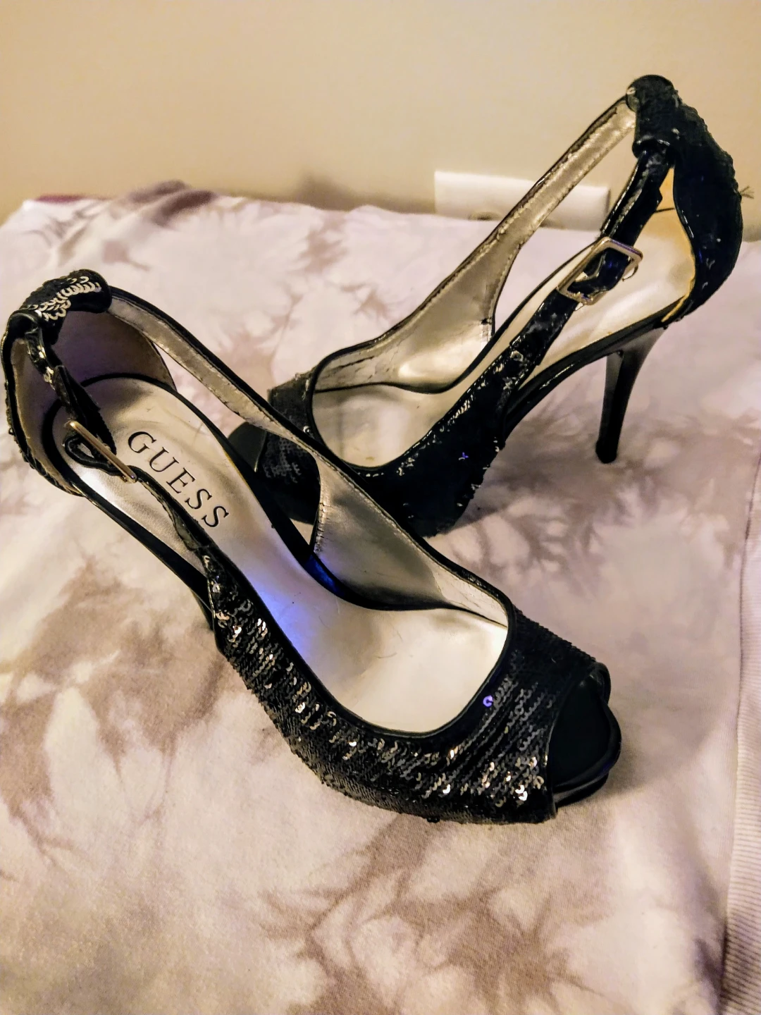 Y2K GUESS Hondola Black Sequined Peep-Toe Heels Size 5.5-6