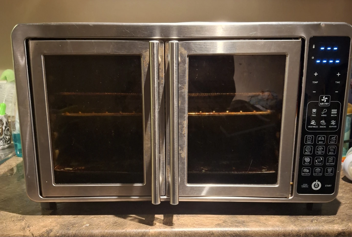 Gormia digital airfryer oven toaster.