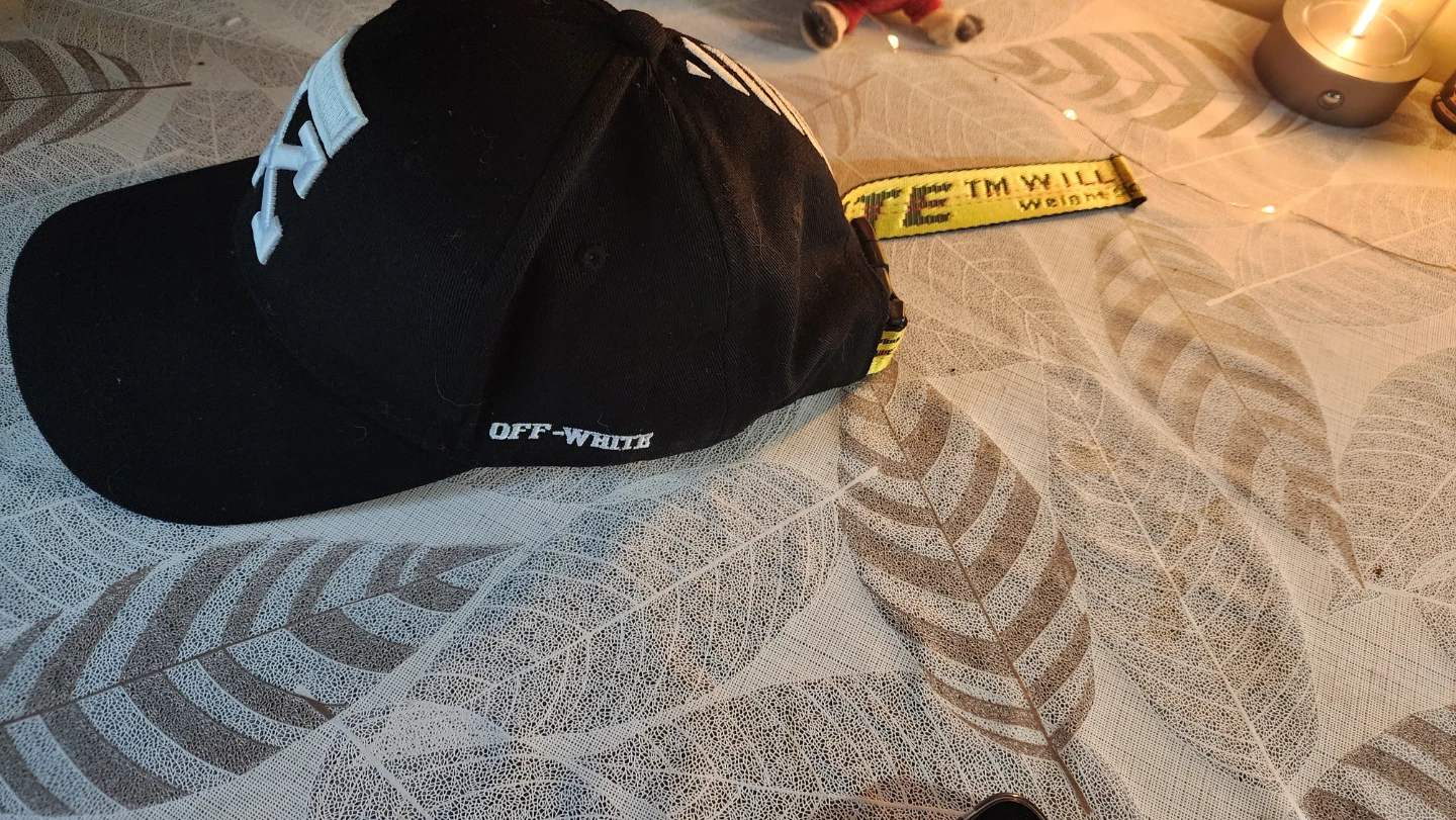 OFF-WHITE Black Cap with Yellow Tag - photo 2