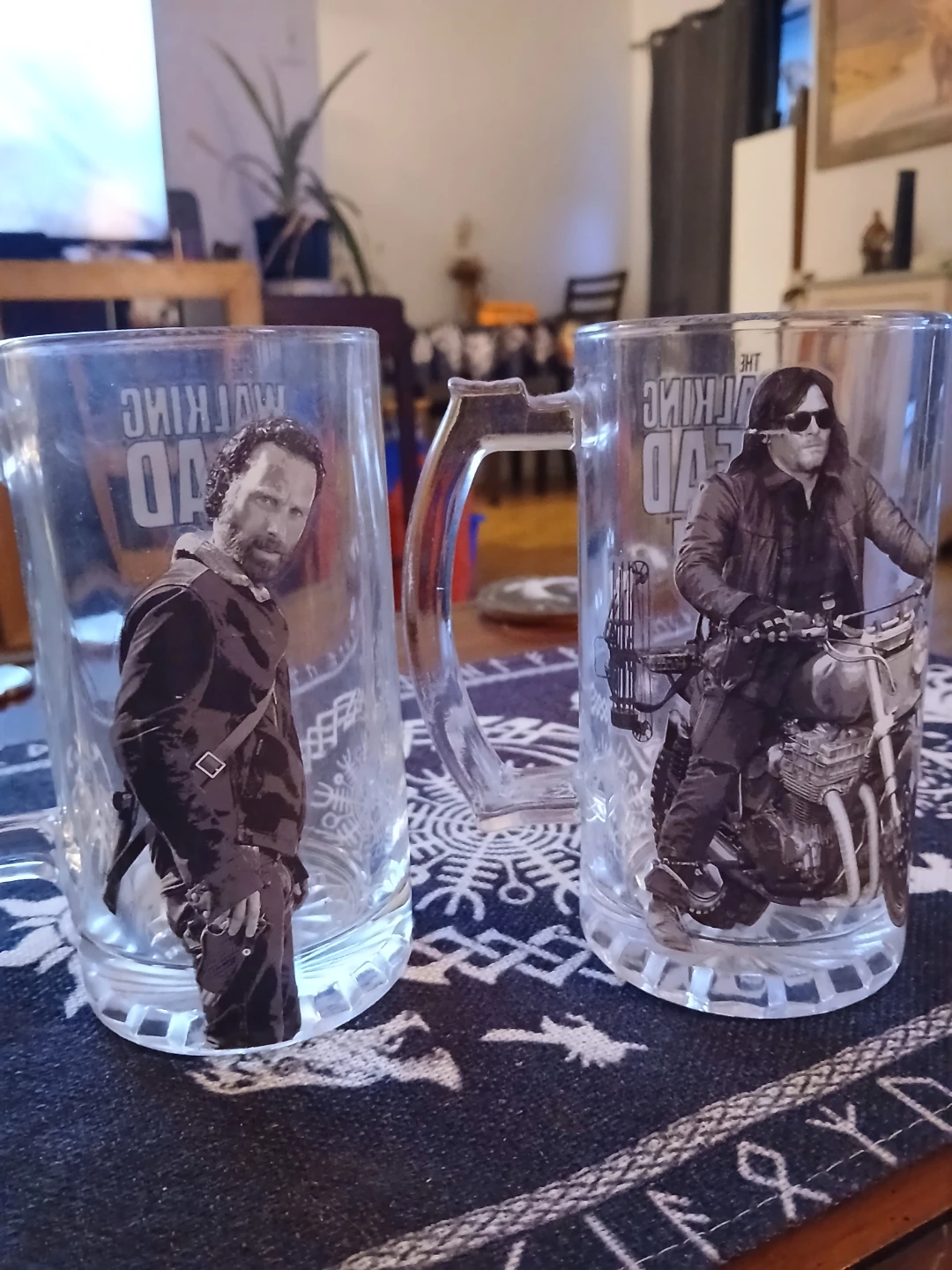The Walking Dead AMC Beer Mugs - Set of 2 - photo 2