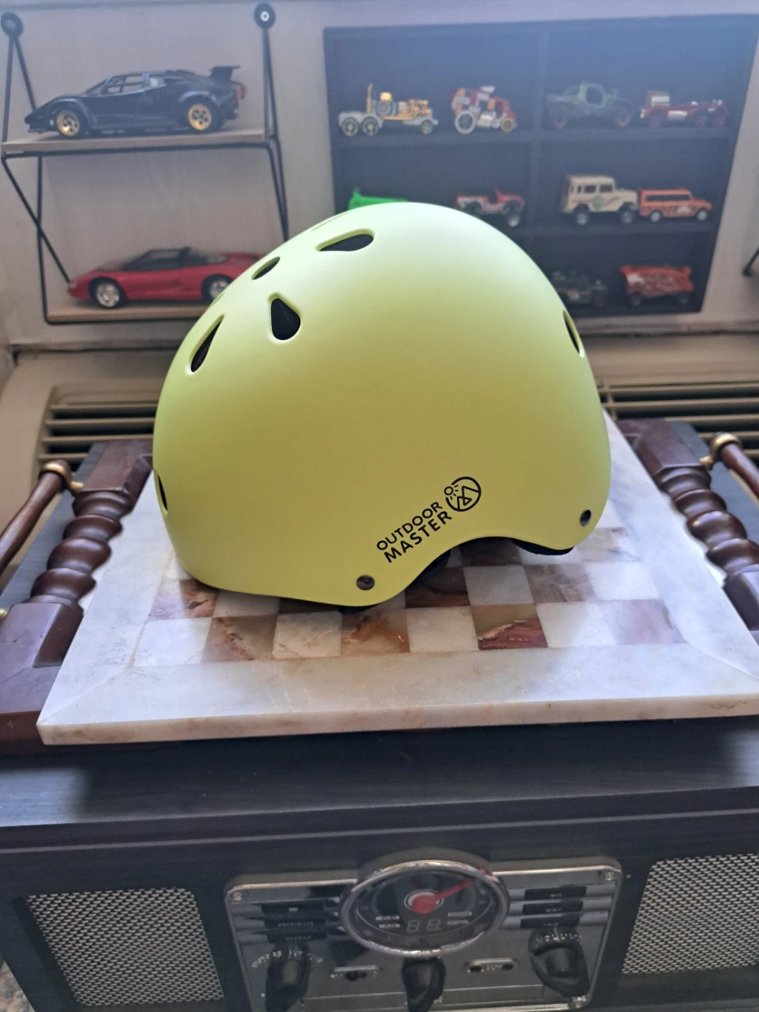 OUTDOOR MASTER Cycling Helmet