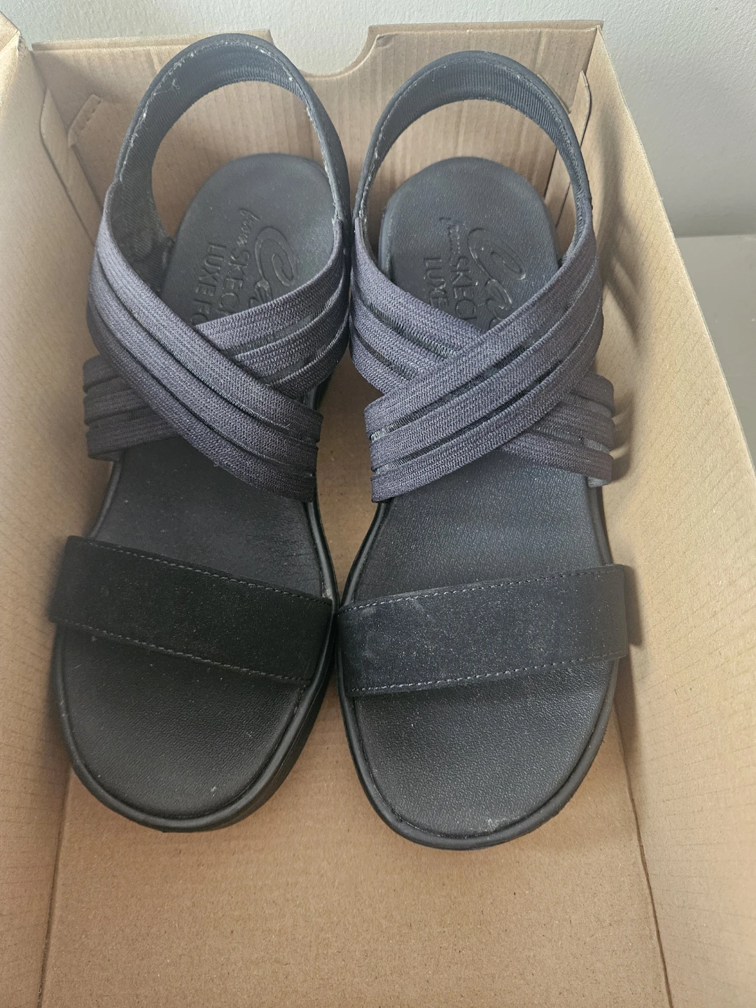 2 pairs of women’s size 7 Skechers sandals & Boots - photo 4