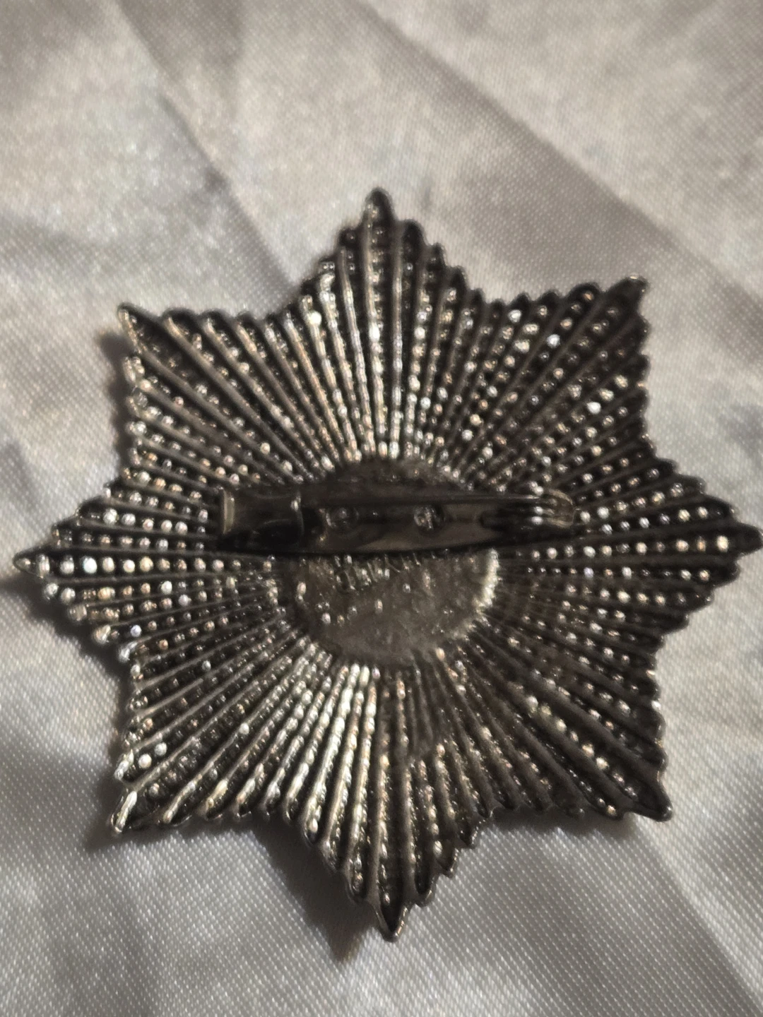 VRI Badge with Crown - photo 2