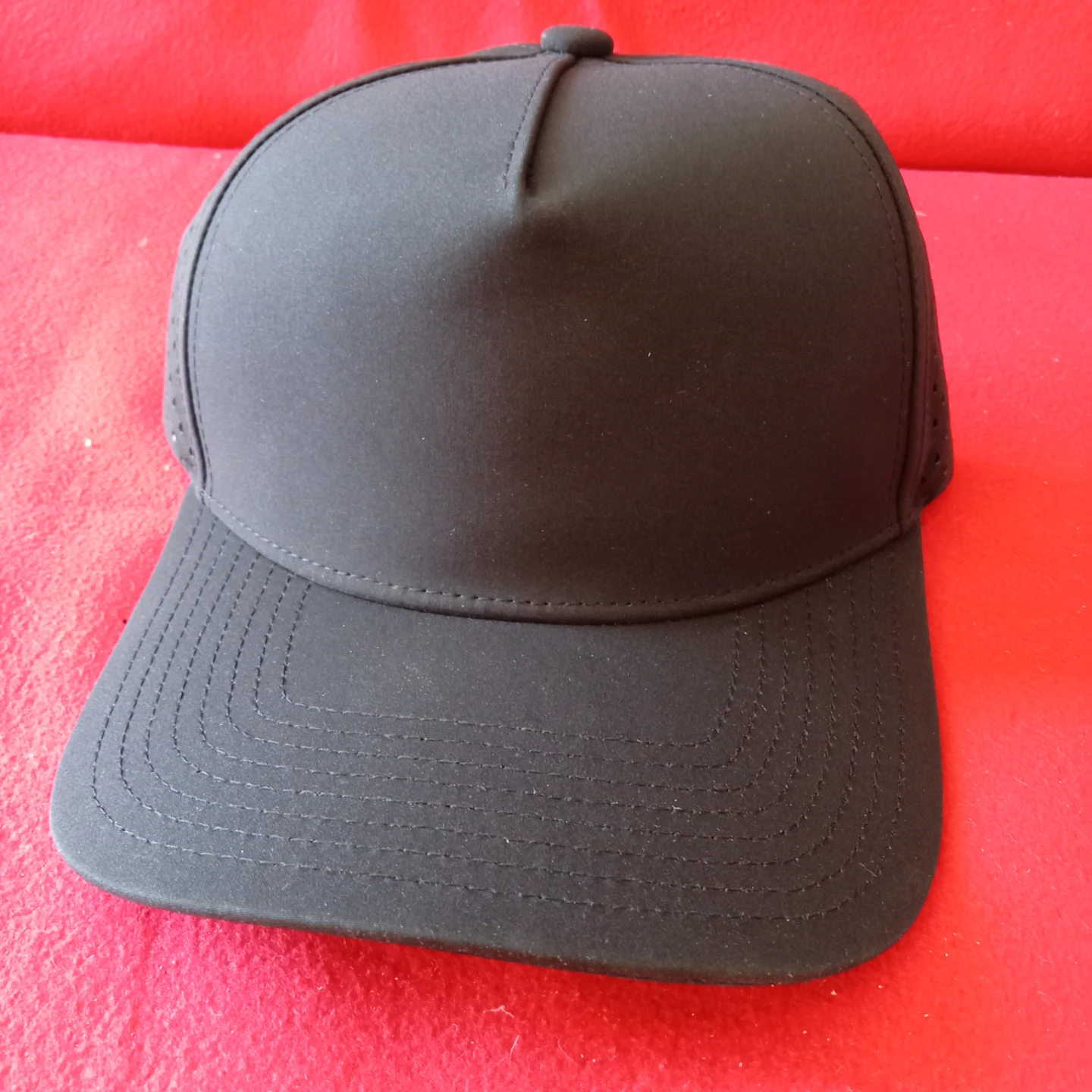 Black Baseball Cap