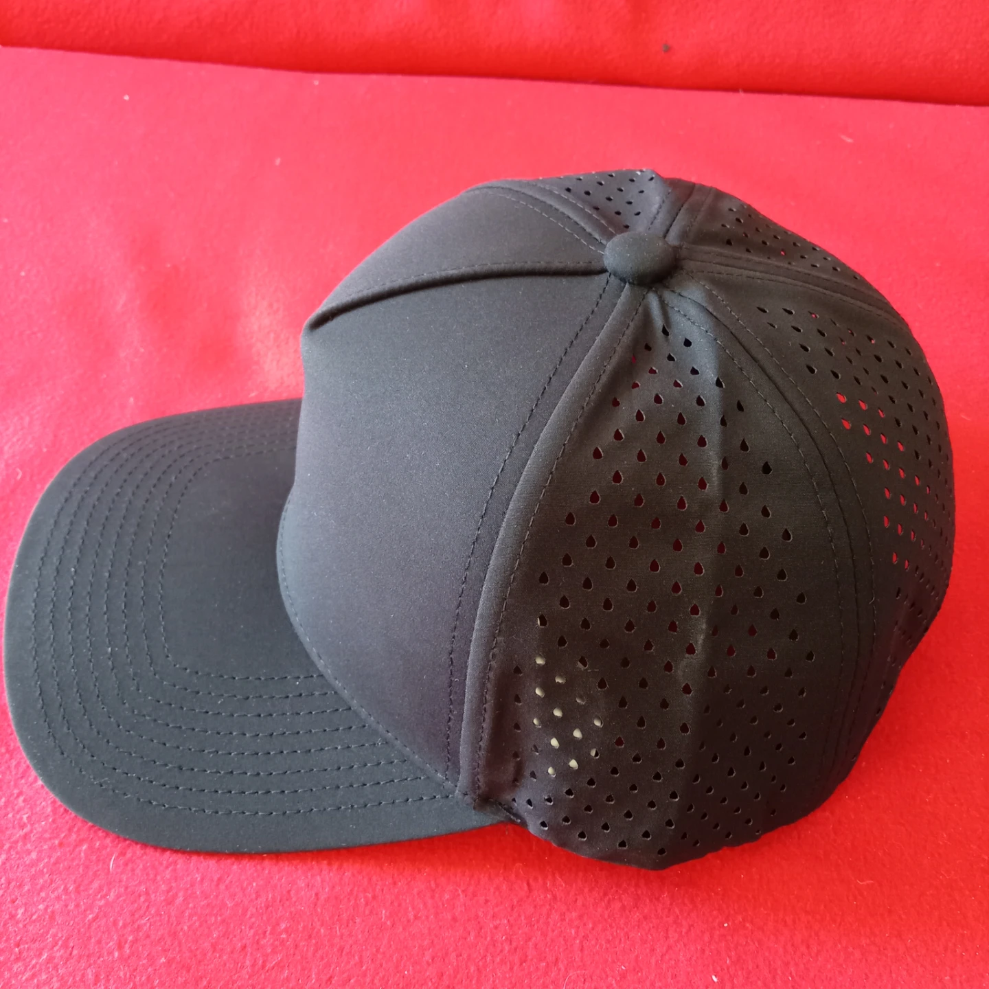 Black Baseball Cap - photo 2