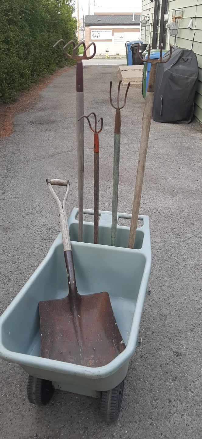 AMES Roller Garden Cart READ DESCRIPTION ON PRICE