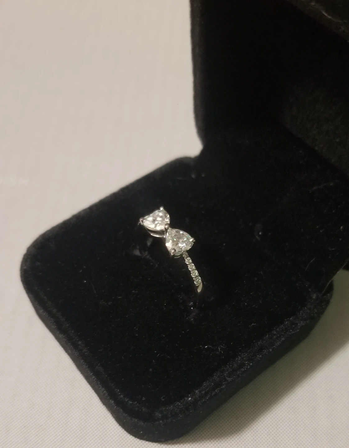 Like new Beautiful 925 Sterling Silver W Ring