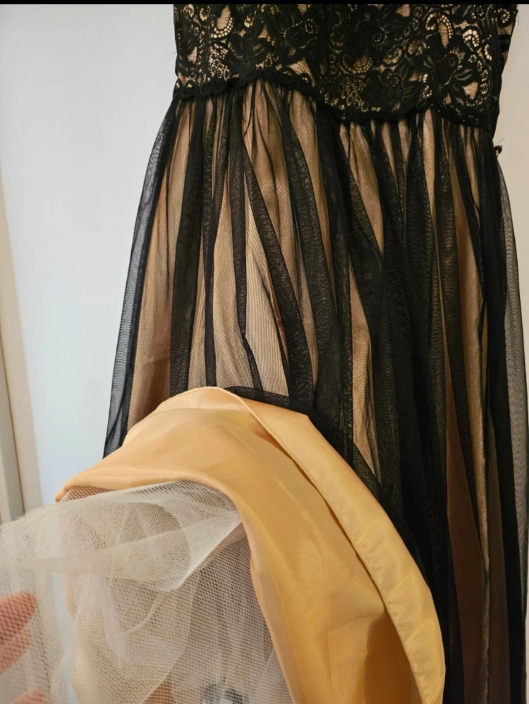Black and Tan Lace Tulle Halter Dress - photo 3