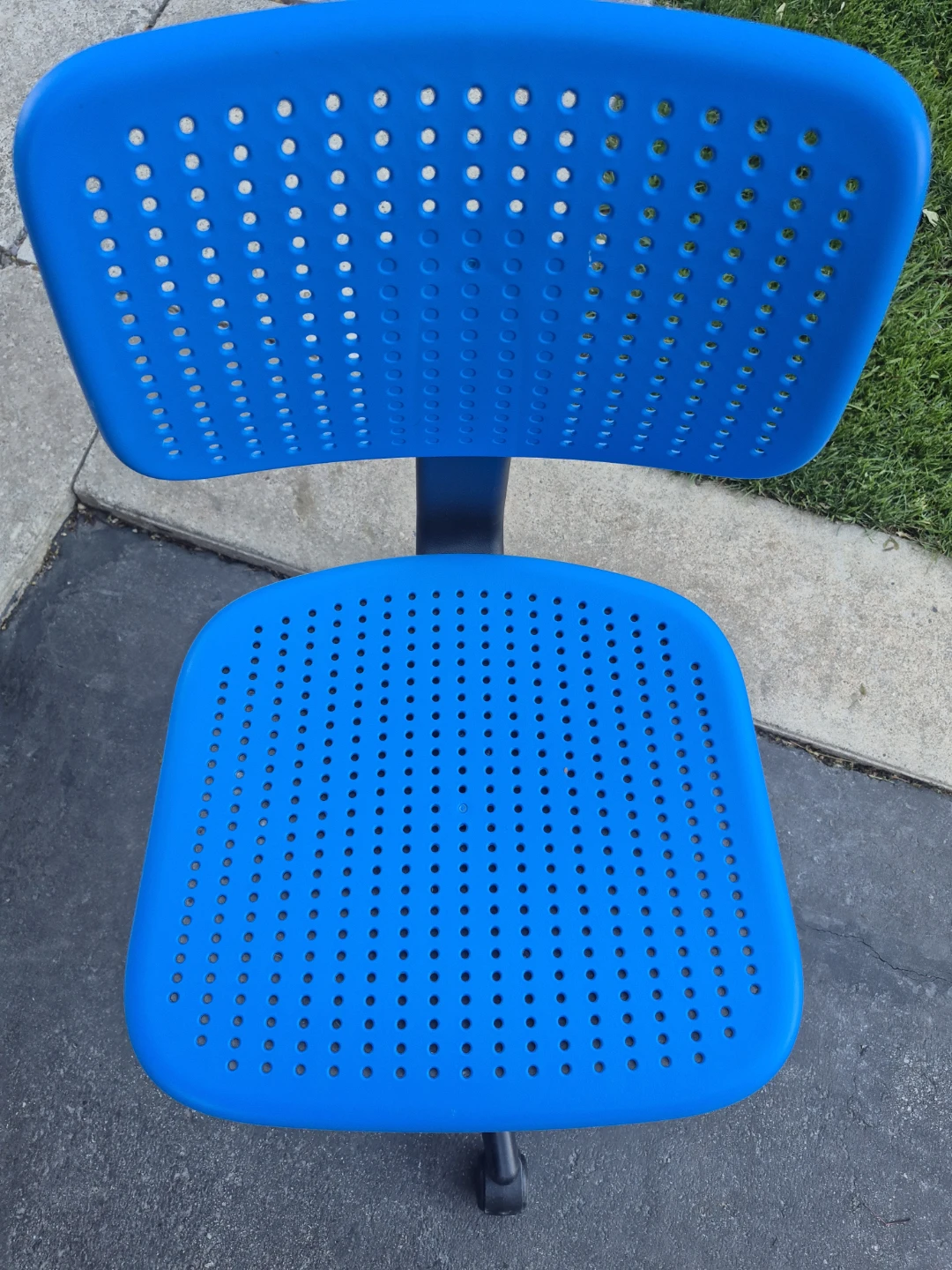 Blue Swivel Chair - great deal - photo 4