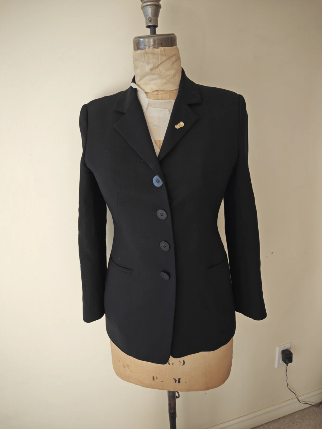 Black Blazer and Trousers Suit - photo 4