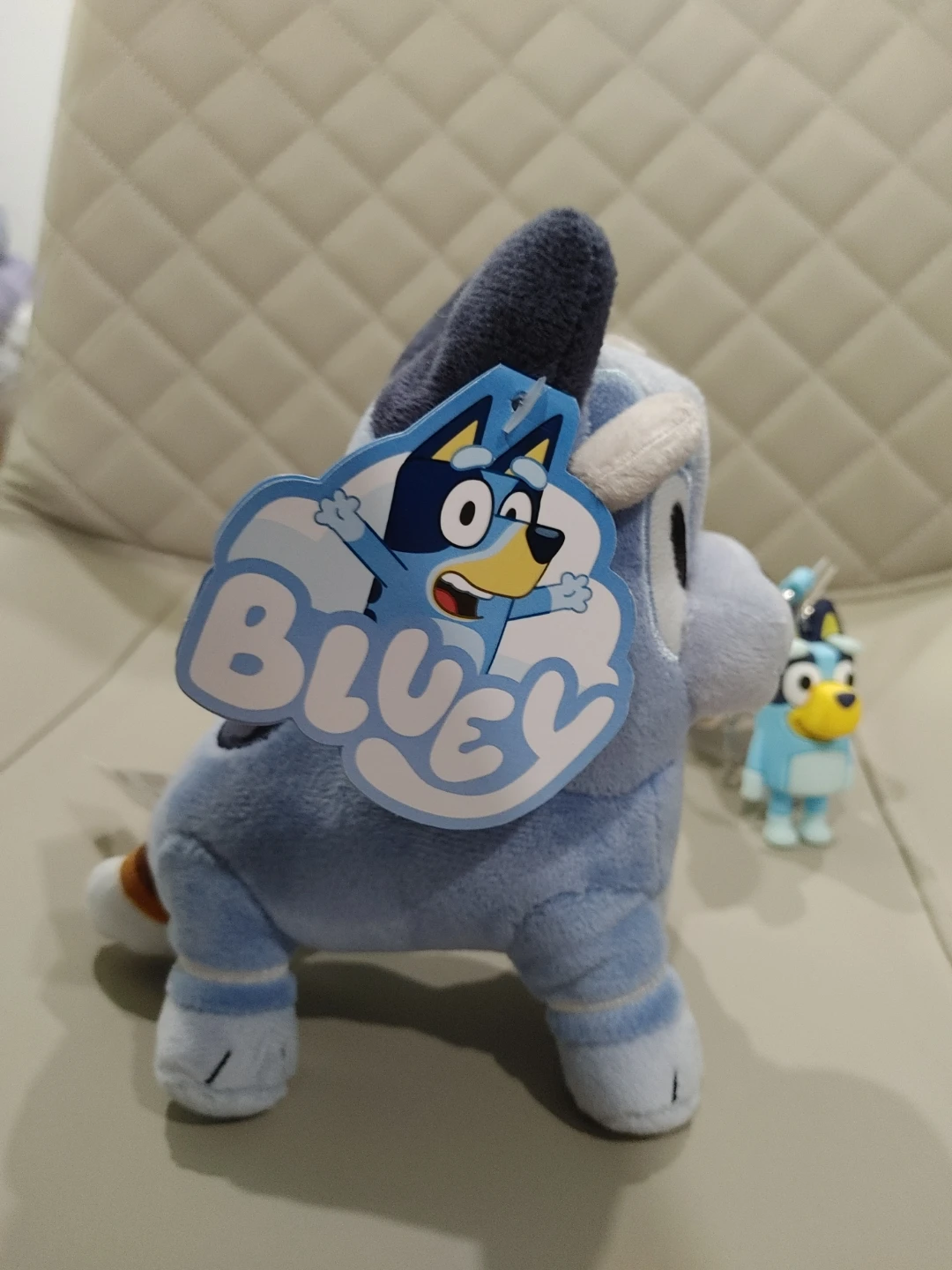 🧡BRAND NEW! BLUEY PLUSH TOY & BLUEY KEYCHAIN BUNDLE - photo 2