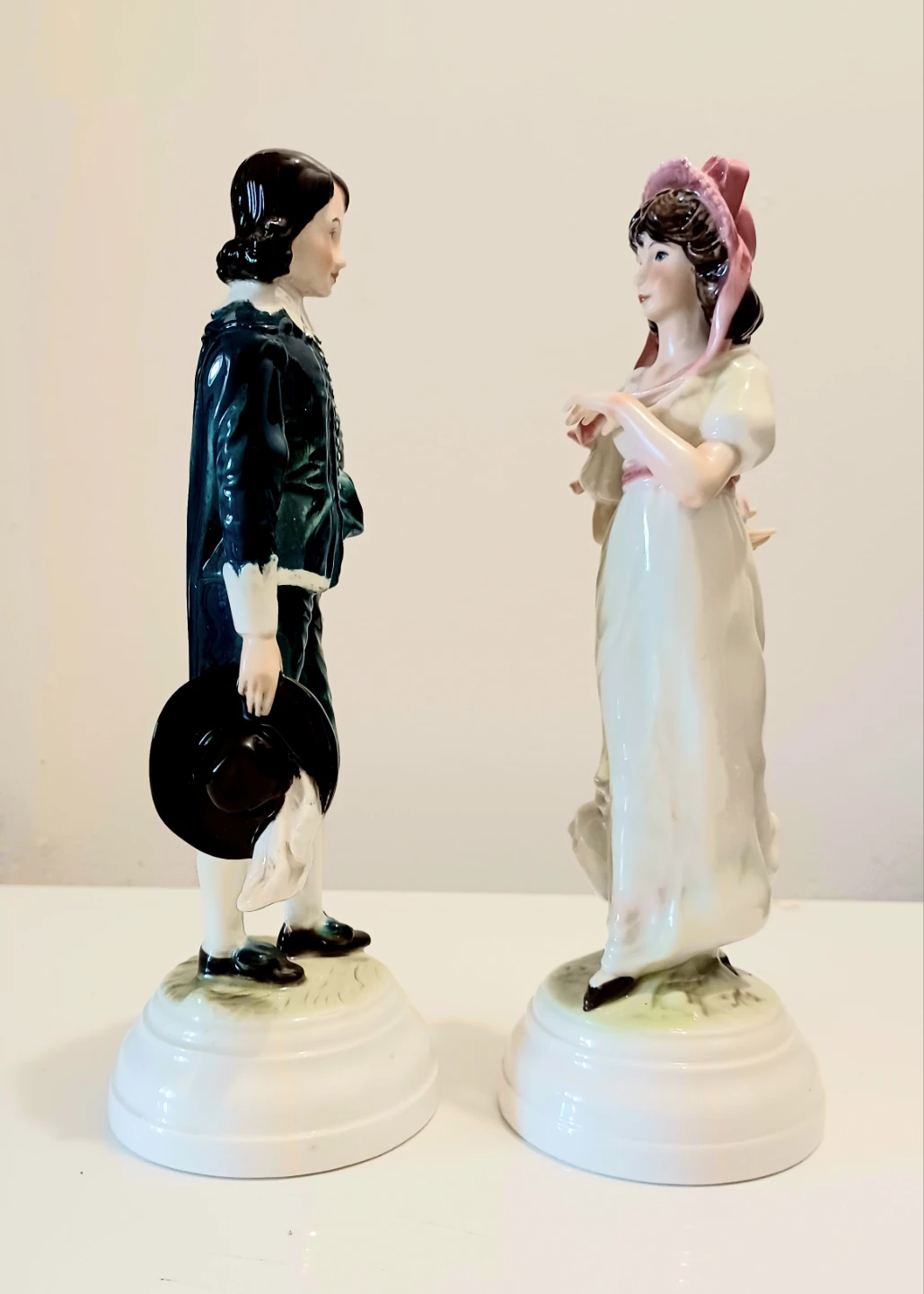 Vtg. W. German Goebel Blueboy & Pinkie Statues - photo 3