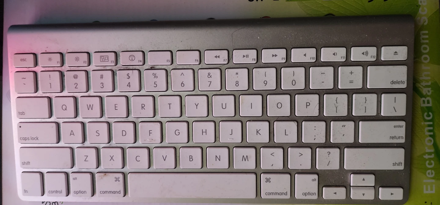 Apple Wireless Keyboard A1314 - photo 3