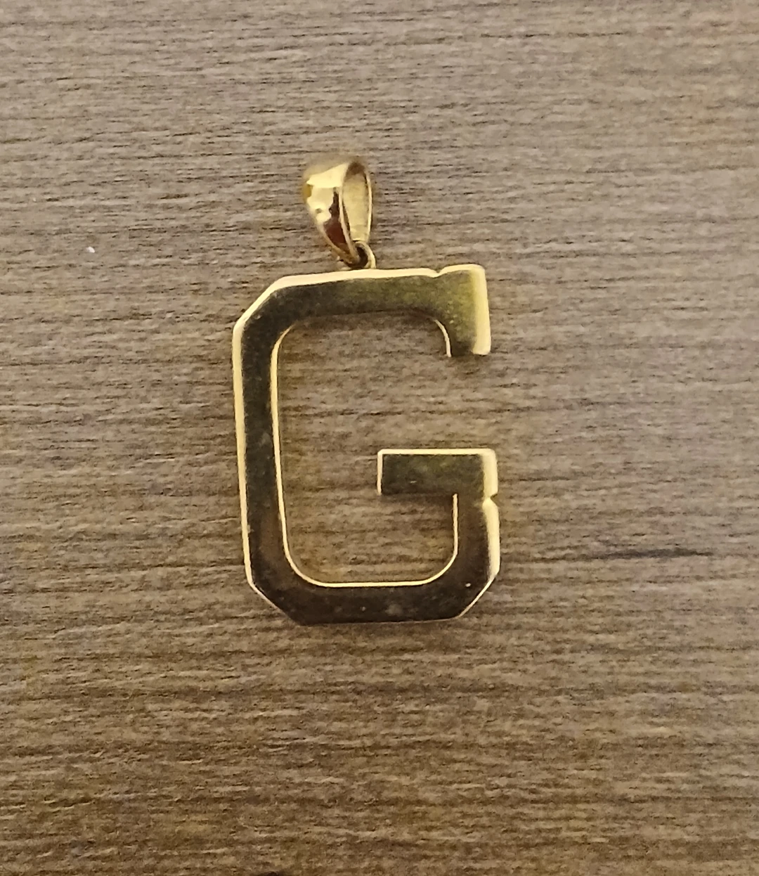 18k Gold Plated "G" initial pendant