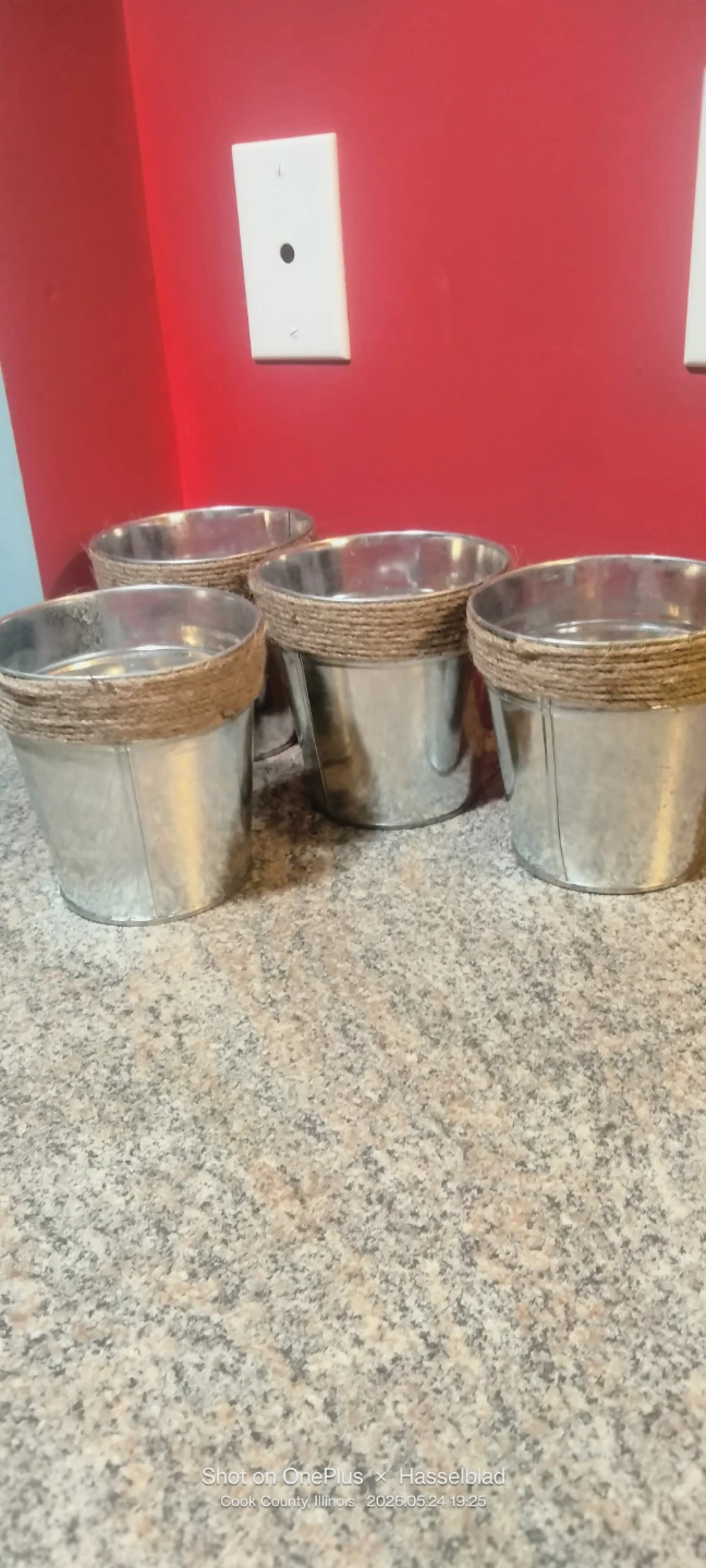 Set of 4 Metal Vases with Rope - photo 3