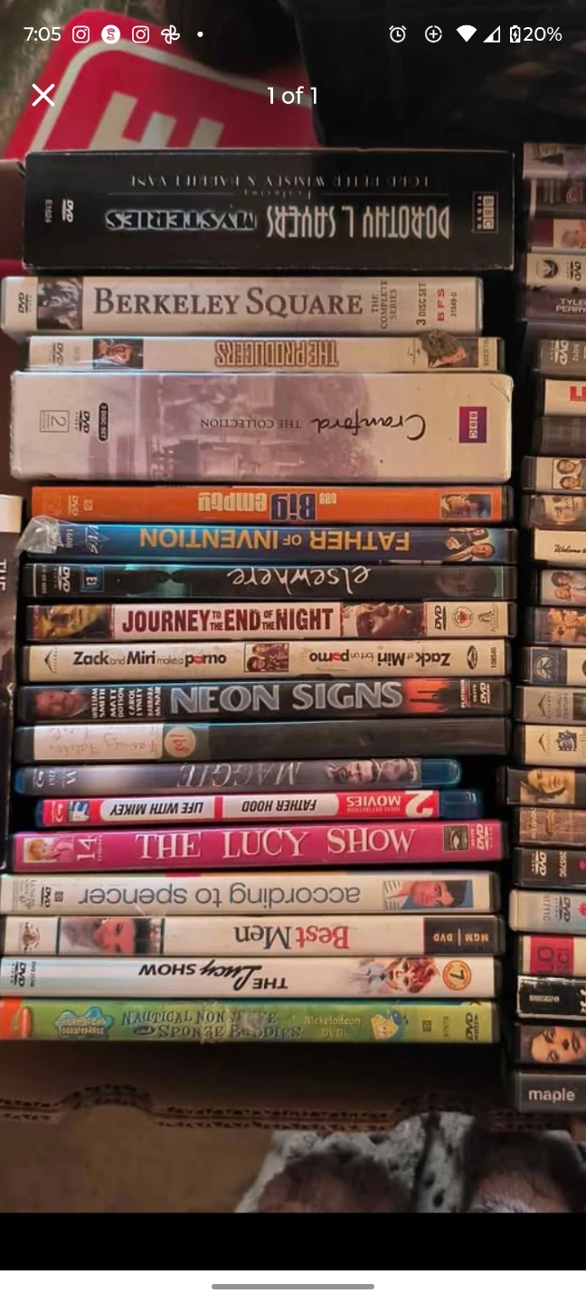 DVDs cds bluray - photo 2