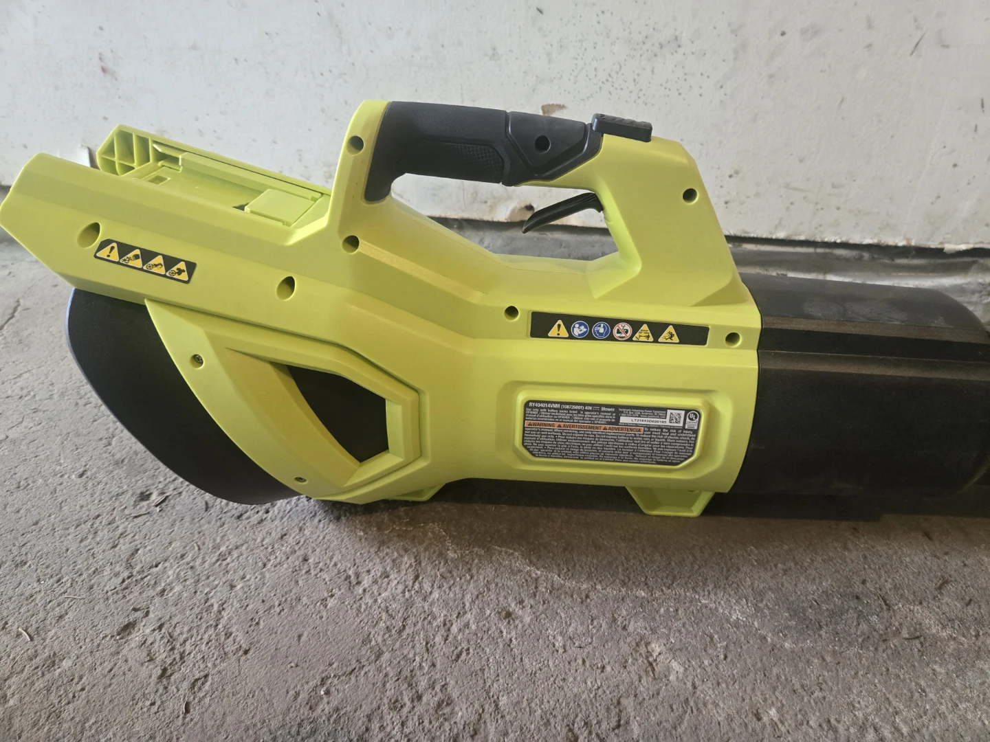 RYOBI Leaf Blower - photo 2