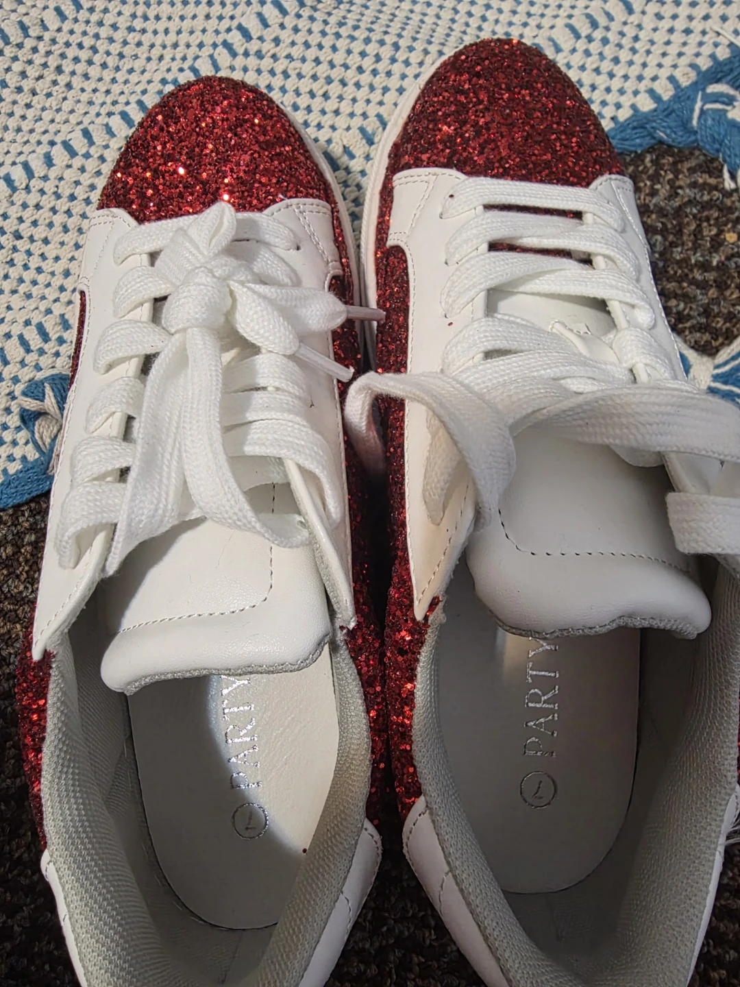 White and Red Glitter Sneakers with Star Detail - photo 2
