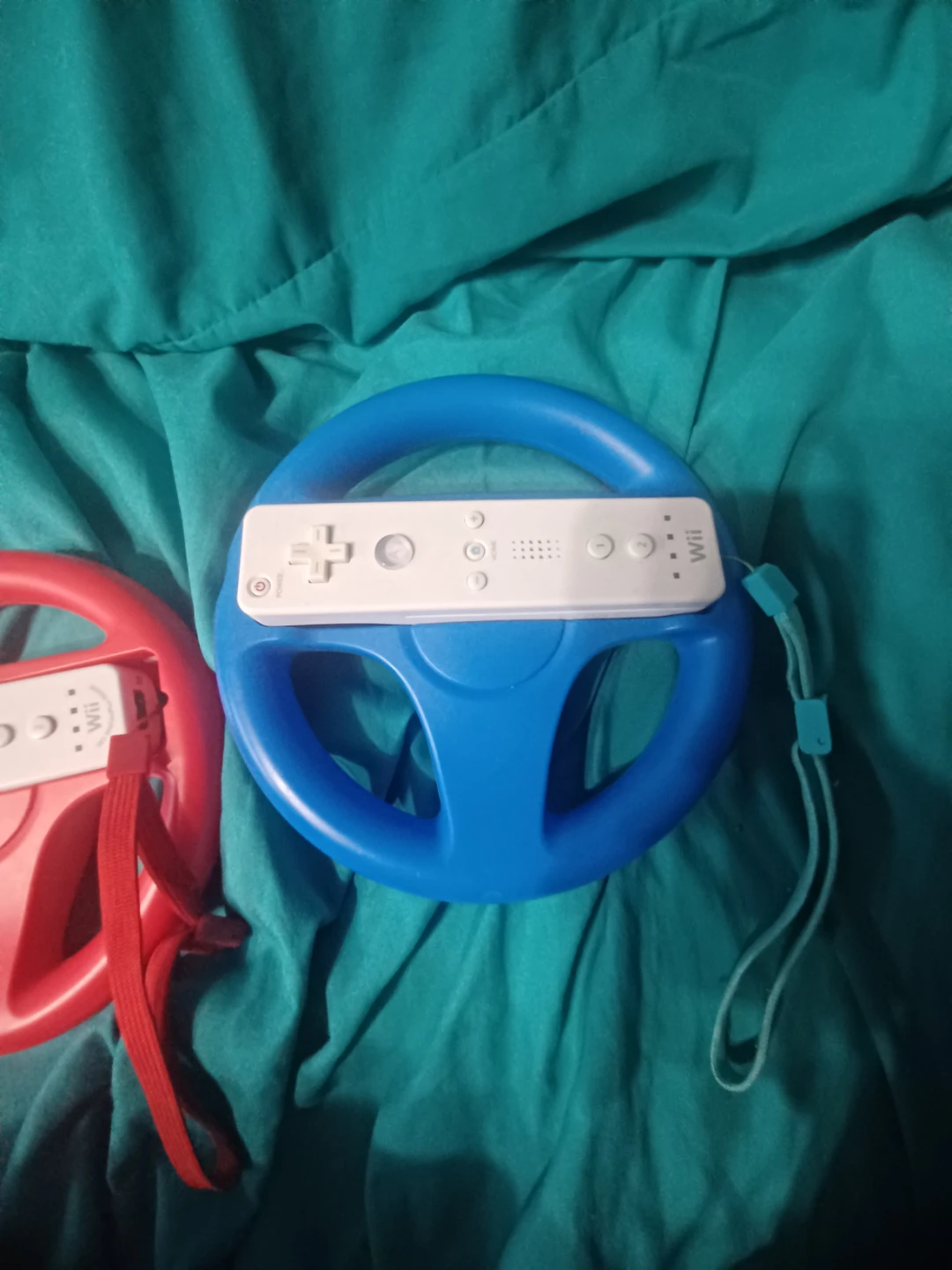Nintendo Wii Steering Wheels (Red & Blue) - photo 4
