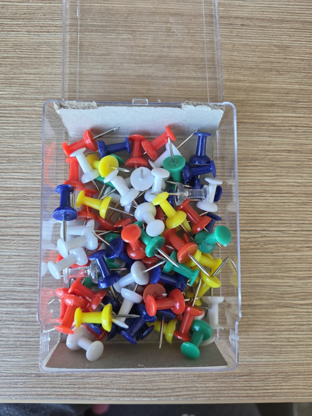 Assorted Colour Push Pins in Plastic Case