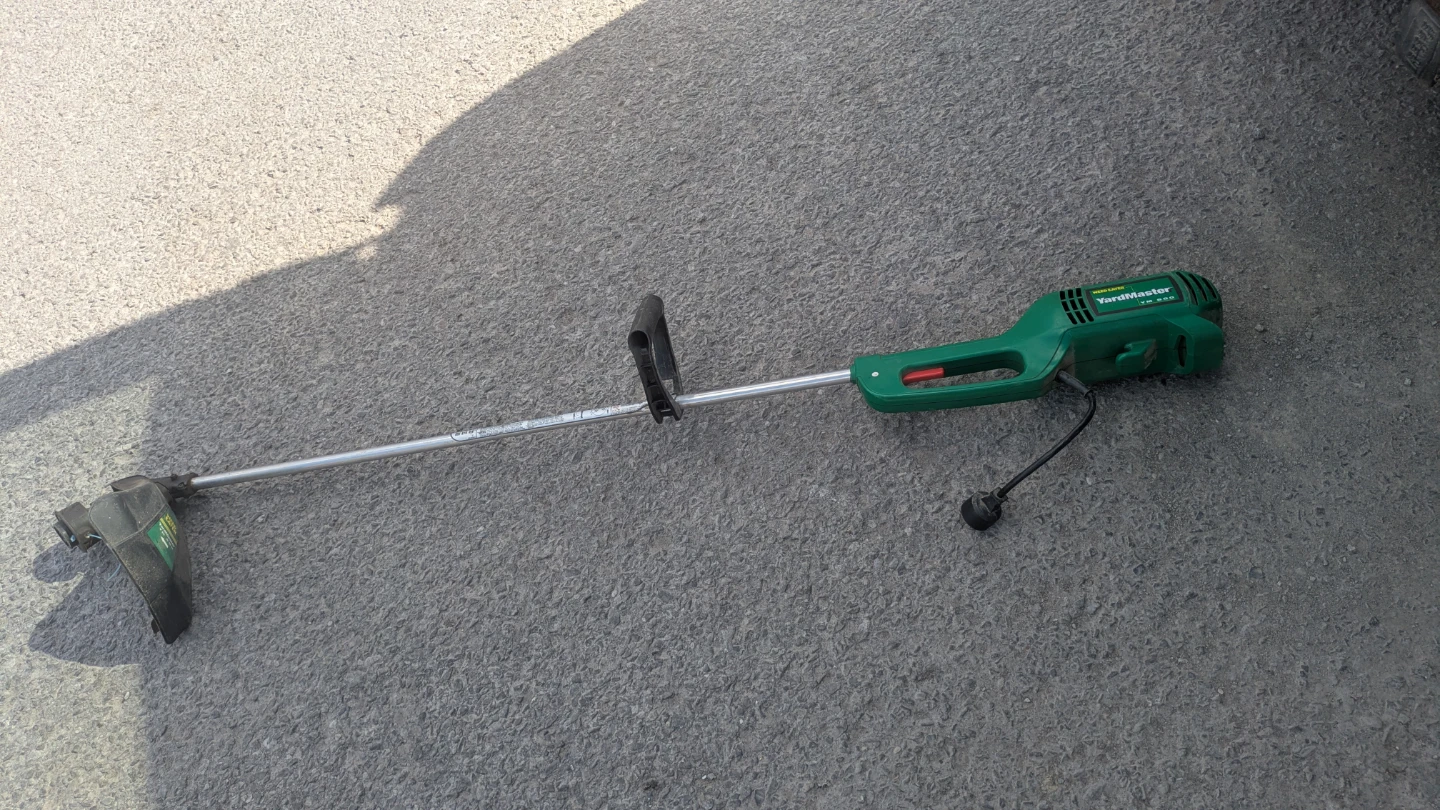 Weed Eater YM 600 String Trimmer