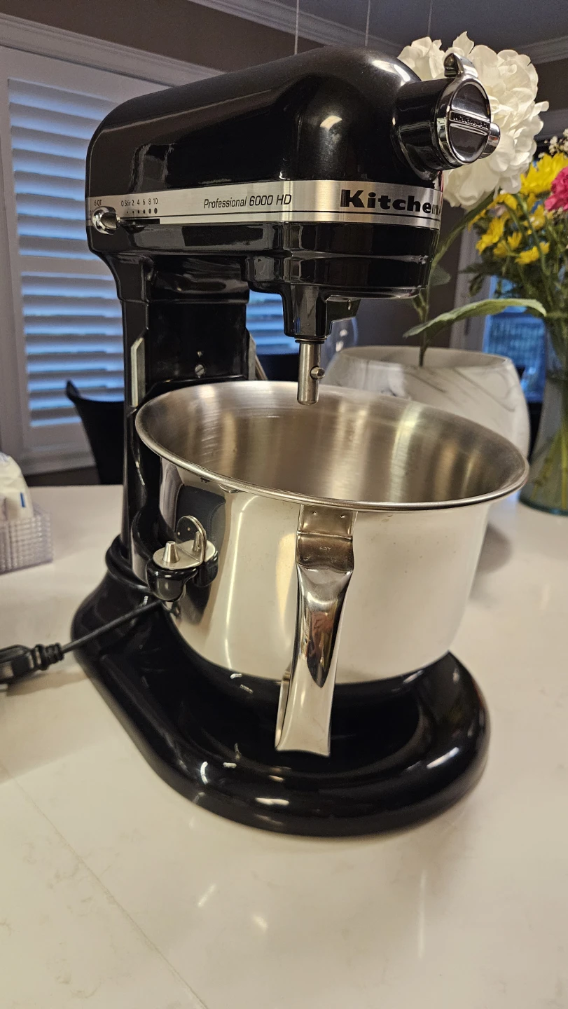 KitchenAid Professional 6000 HD Stand Mixer - Black - photo 3