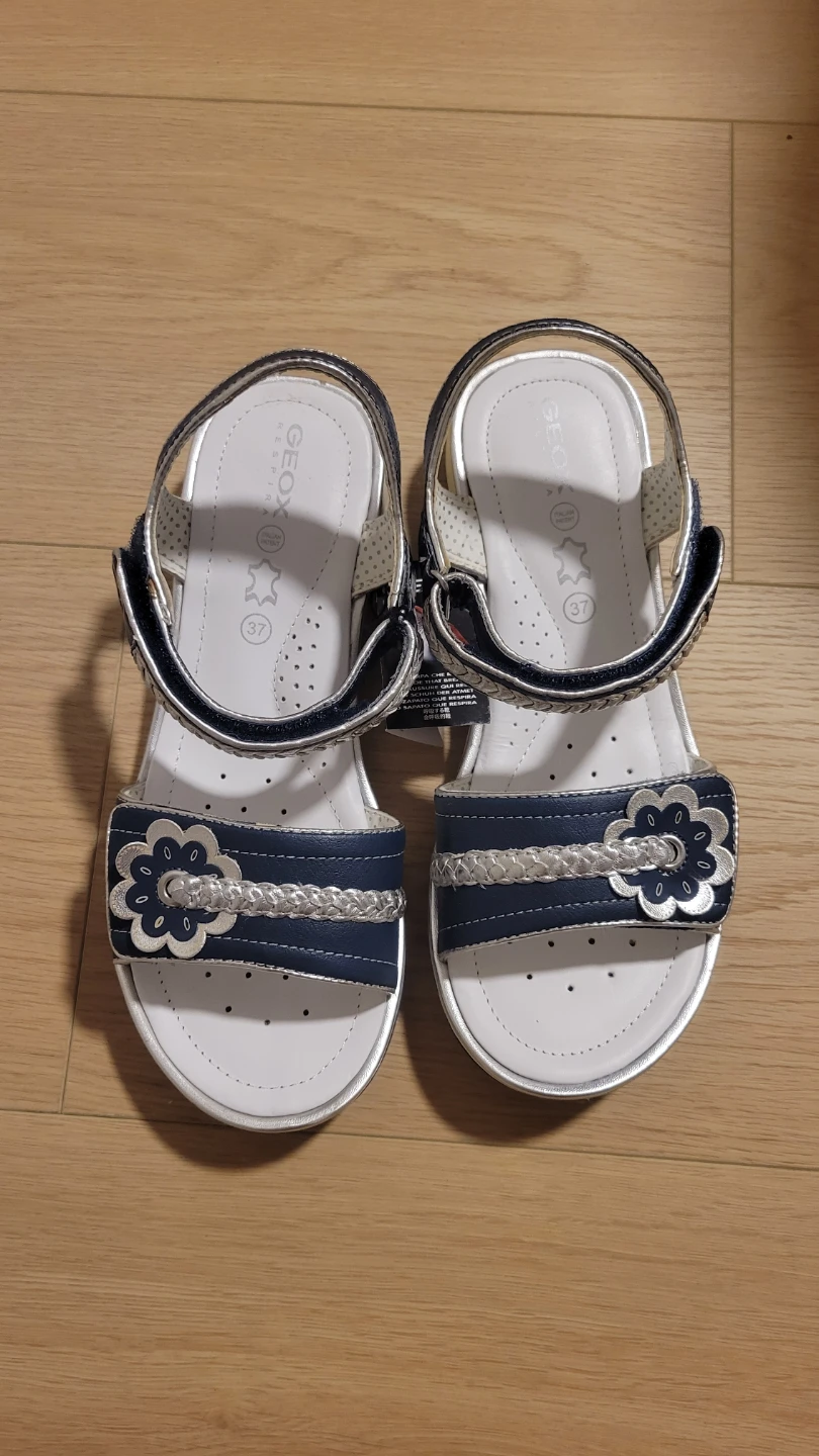 Geox woman's Blue & Silver Flower Sandals - Size 37