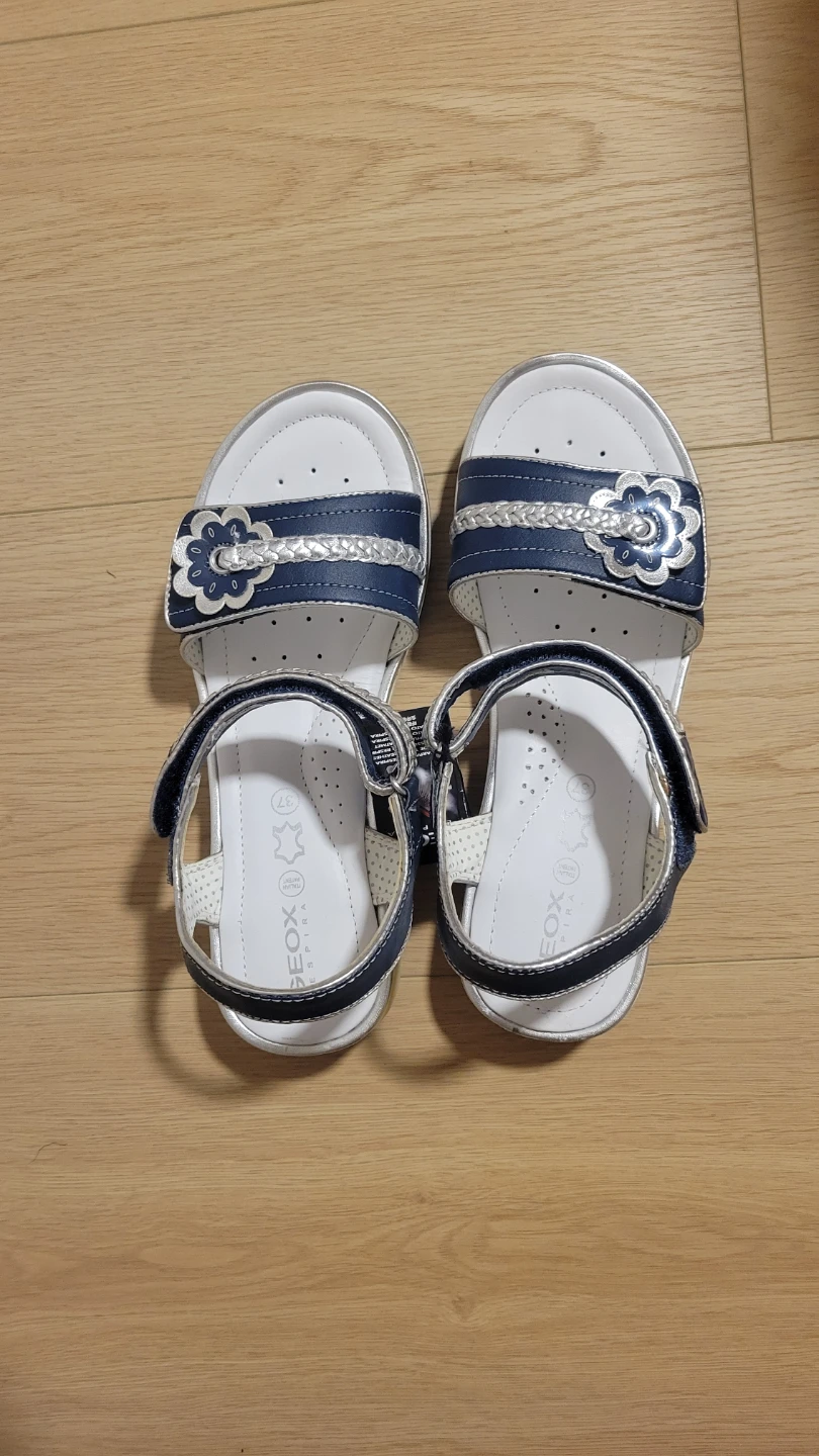 Geox woman's Blue & Silver Flower Sandals - Size 37 - photo 2