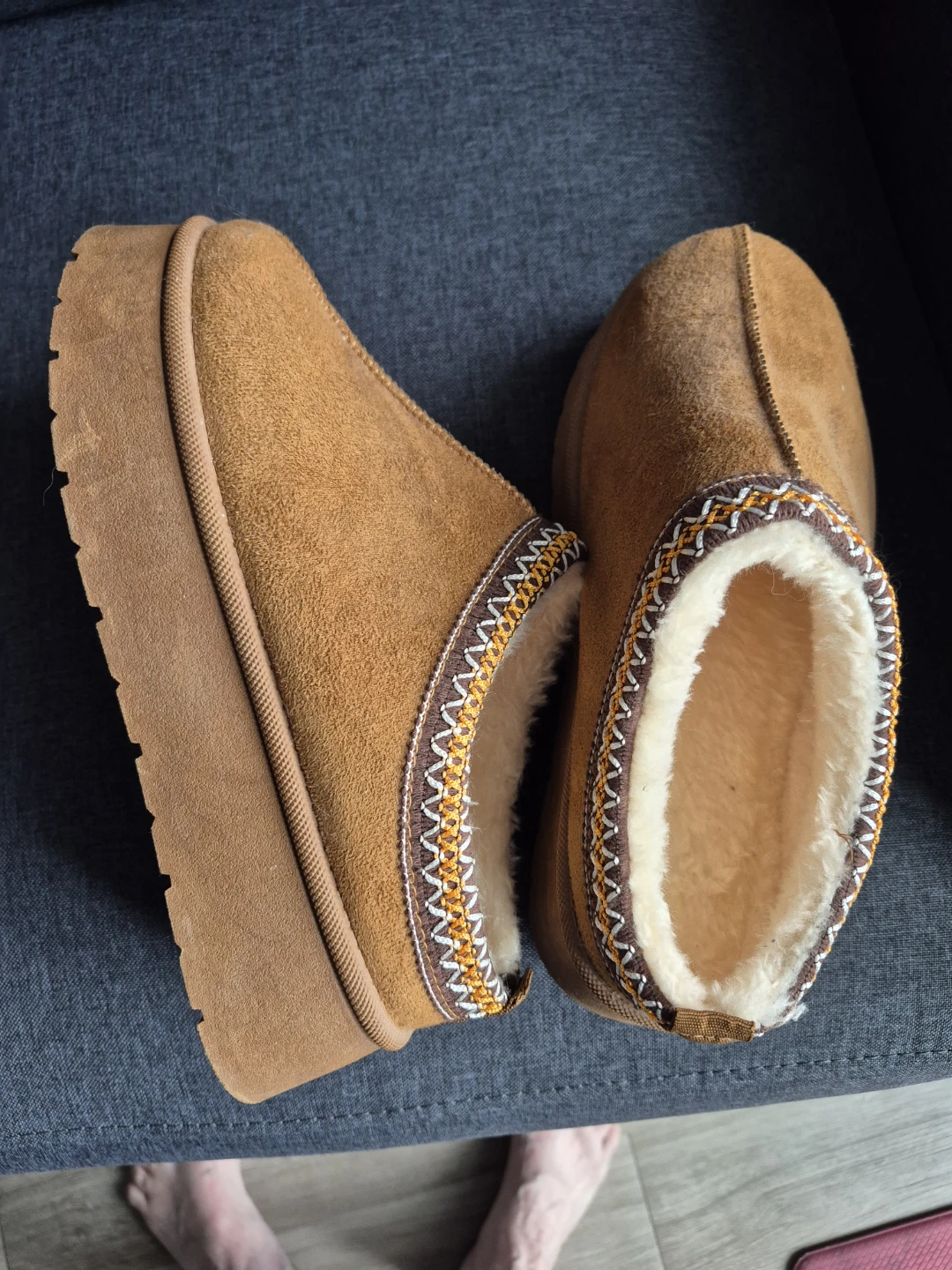 Brown Suede Slippers - Size 37 - photo 2