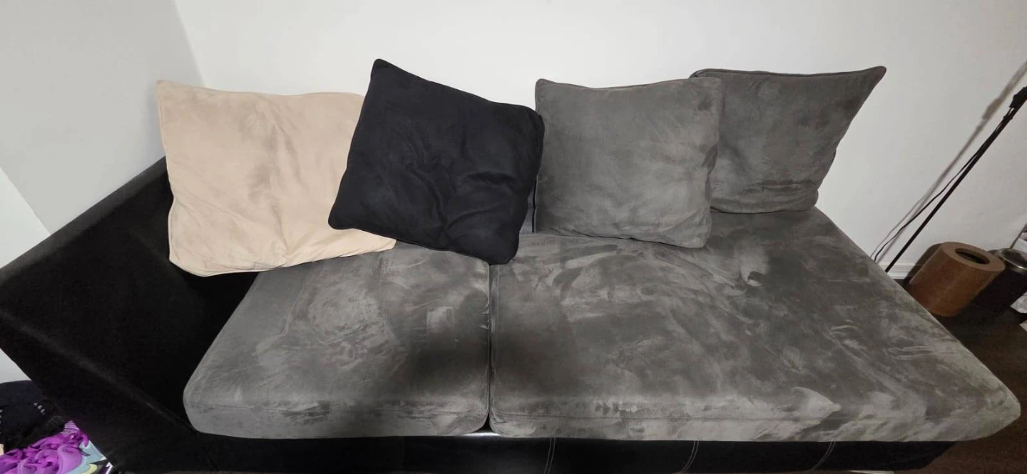 Sectional Couch with Throw Pillows