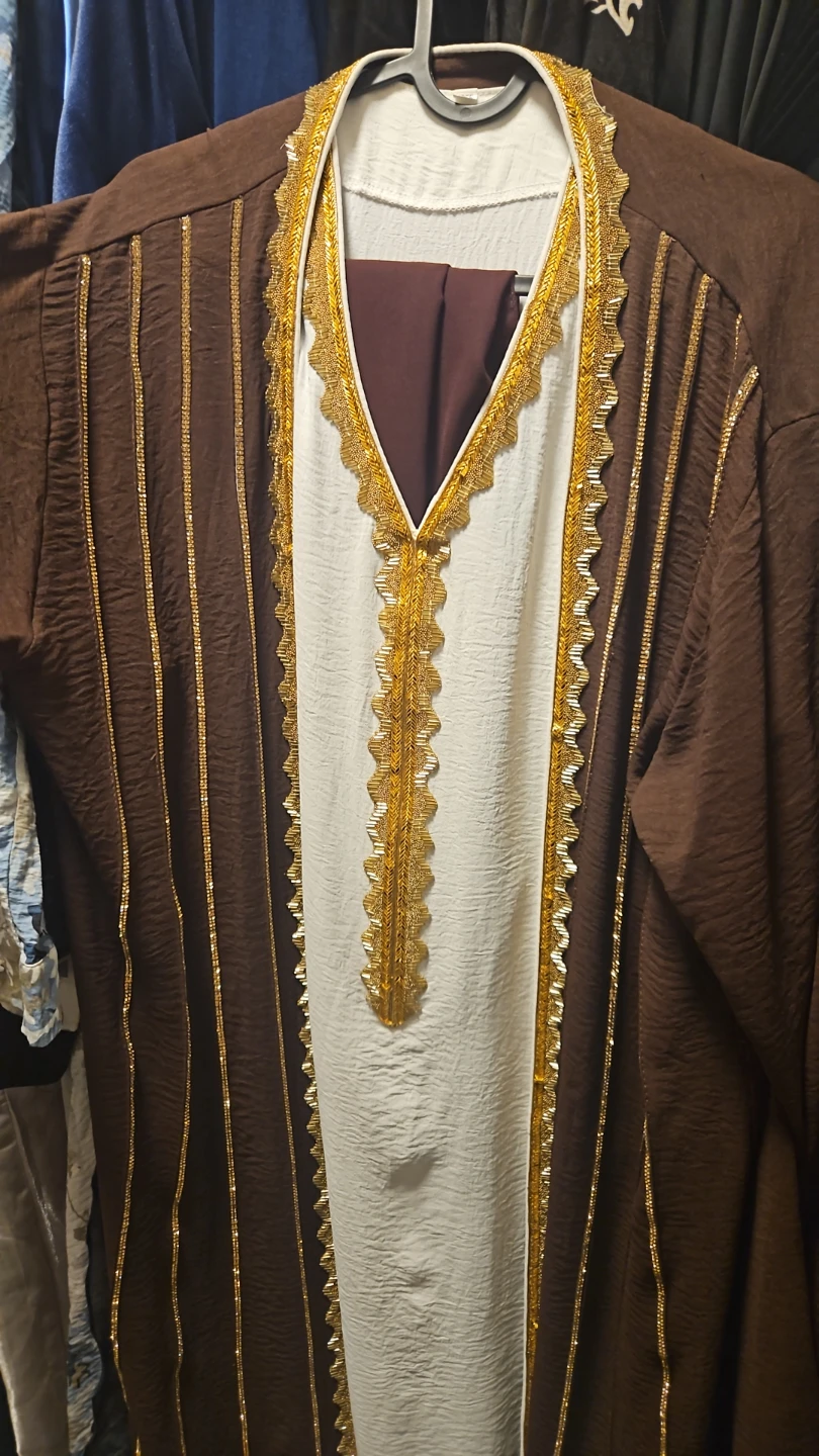 BRAND NEW SIZE 58 ABAYA WITH SEPERATE INNER AND HIJAB