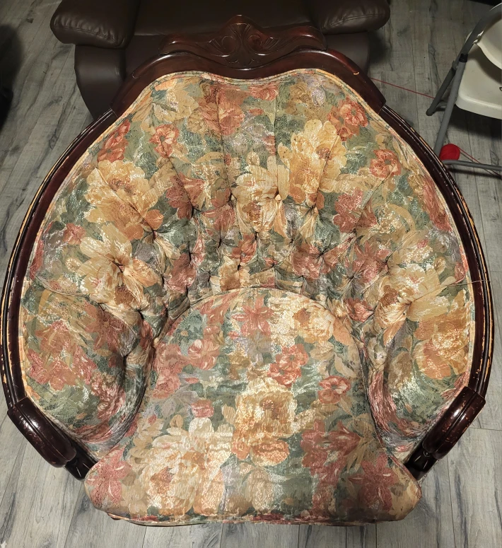 Vintage Floral Accent Chair - photo 2