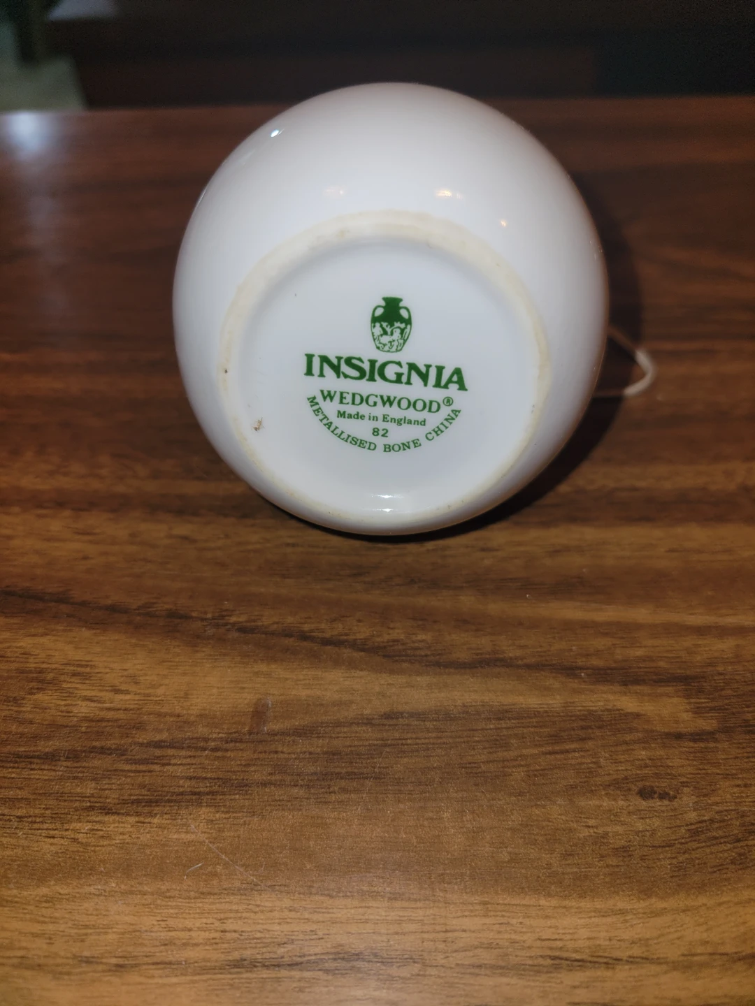 Wedgwood Insignia White Metallised Bone China Vase - photo 2