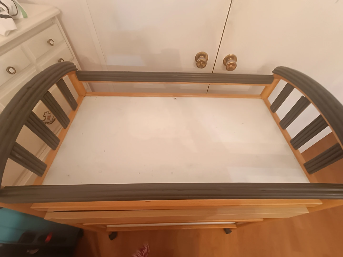 Wooden Changing Table with Shelves - photo 2
