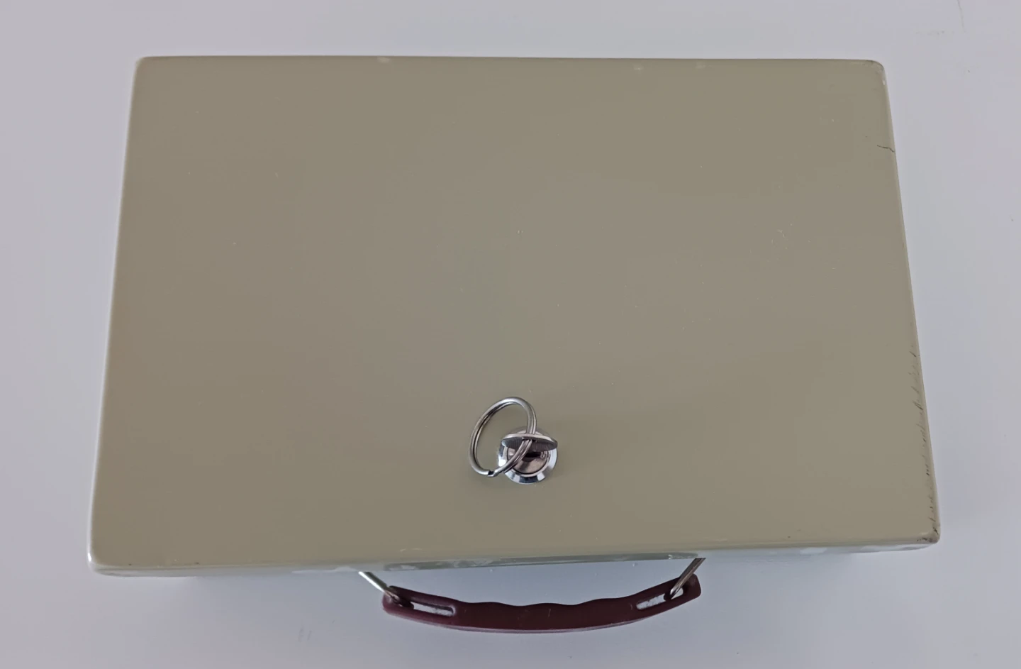 Metal Lock Box with Key